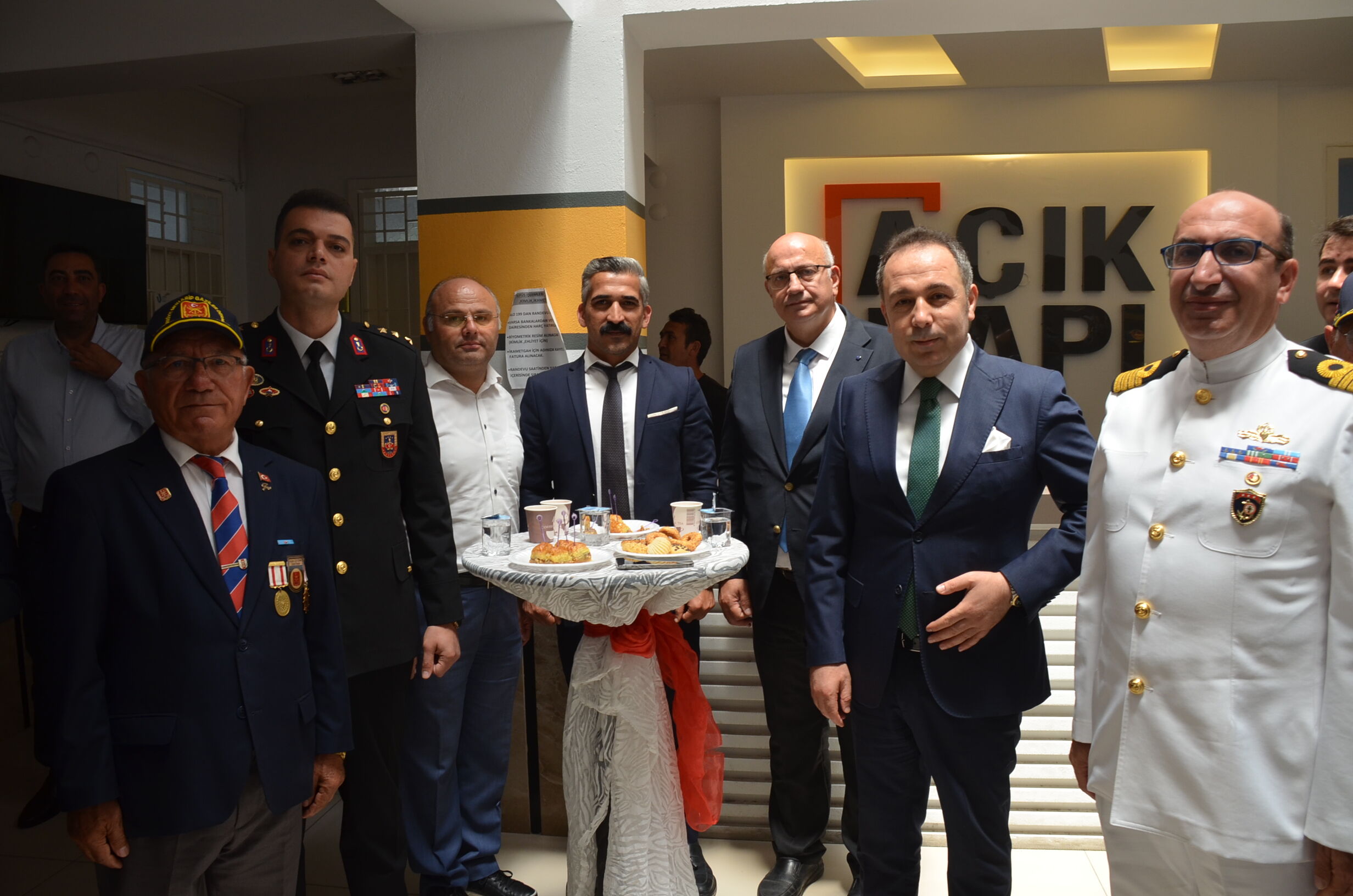 Didimde Protokol Bayramlasti 665642 E07610