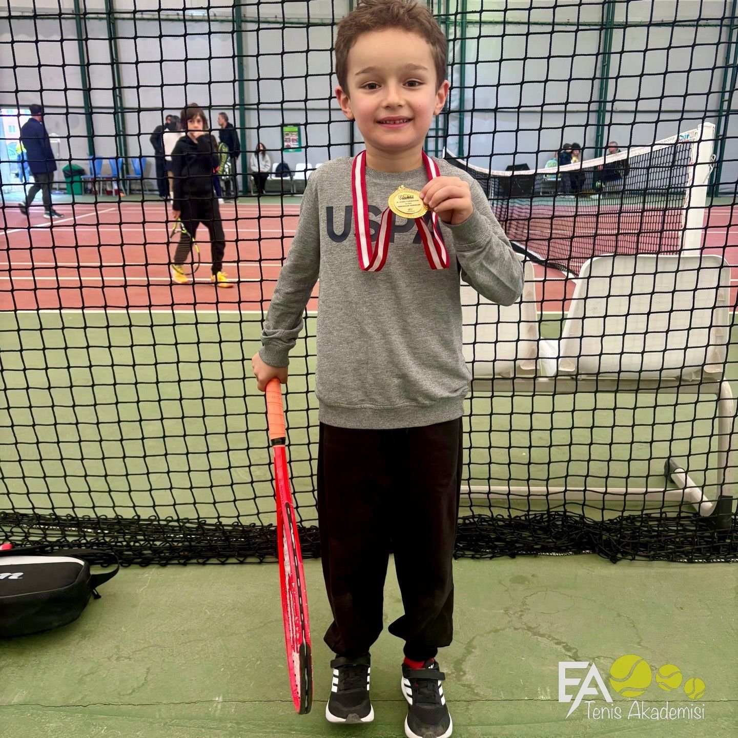 Ea Tenis Akademisi Sporcularindan Buyuk Basari 659944 004B2F