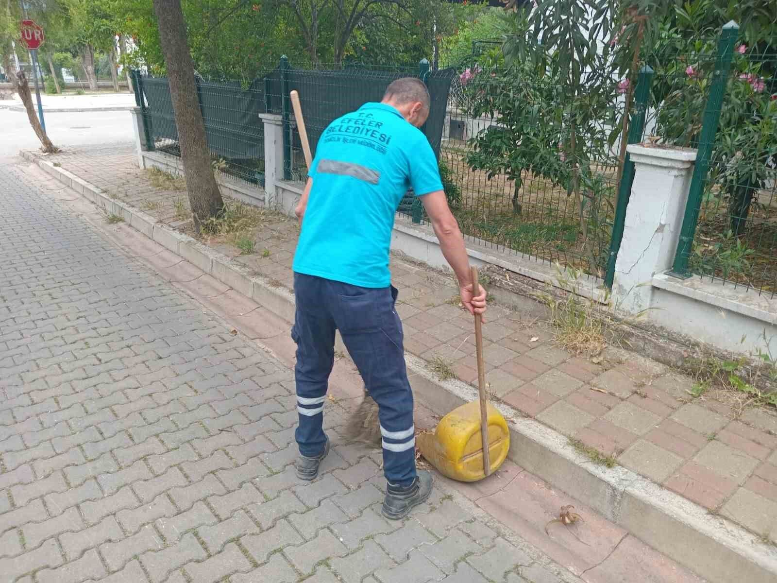 Efeler Belediyesi Nden Bayram Temizligi 1779346807200 678989