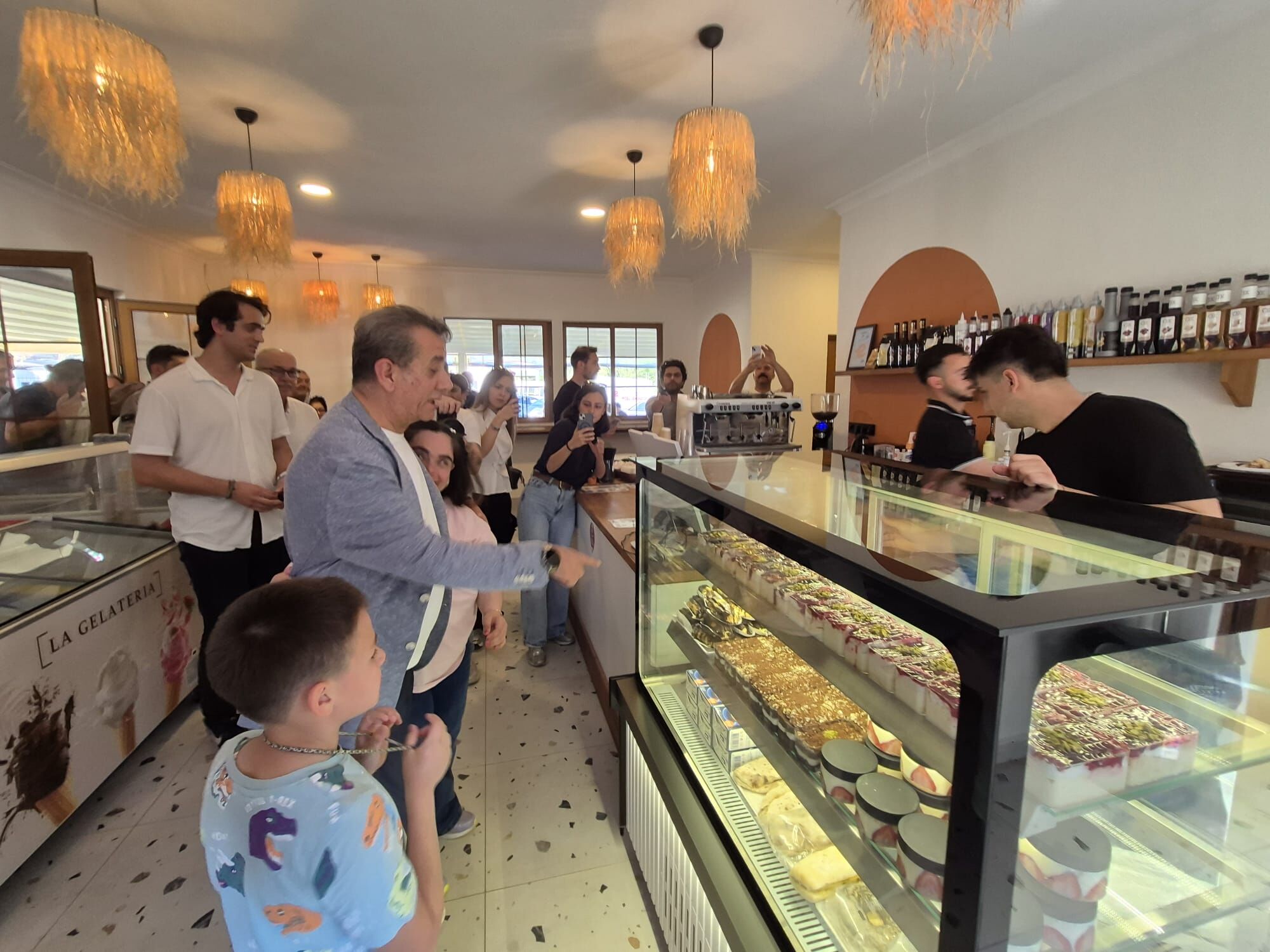 Efeler Belediyesi Yurt Kafe Ve Isikli Parkini Hizmete Acti 663320 Fb42Ab