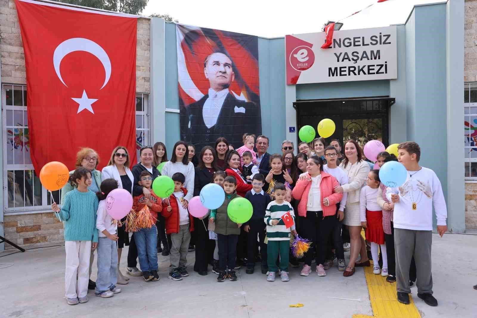 Engelsiz Yasam Merkezi Ozel Bireylerin Hayatina Dokunuyor 1777971611387 681765