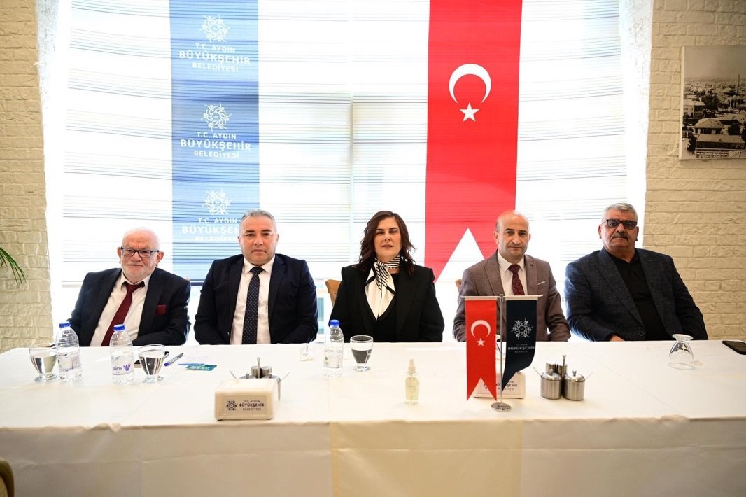 Erzurumlulardan Cerciogluna Tesekkur Ziyareti 660171 4C0855