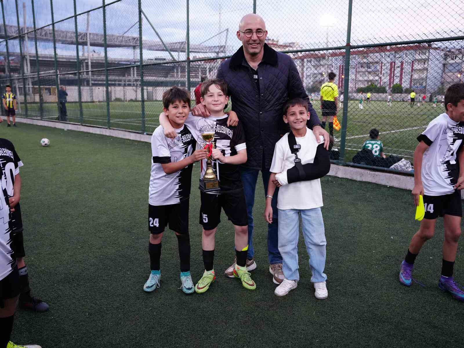 Germencik Belediyespor U11 Takimi Namaglup Sampiyon Oldu 1779424812124 642403