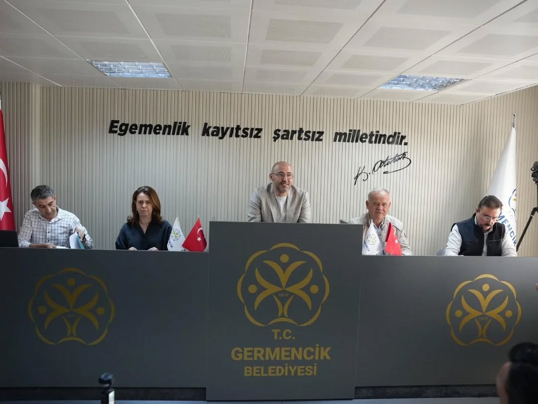 Germencikte Cocuklara Koltuk Devri Siyaseti Gerdi 659720 F0Bf85