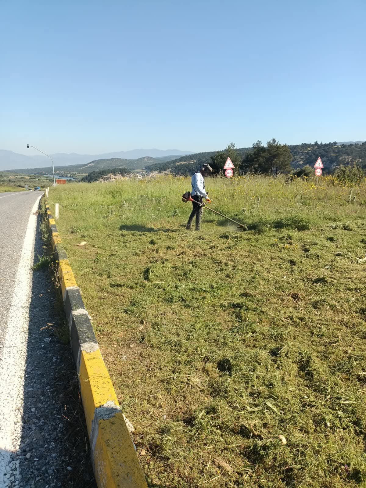 Karacasu Girisinde Trafik Guvenligi Karayollari Degil Beledi 658629 D3B948