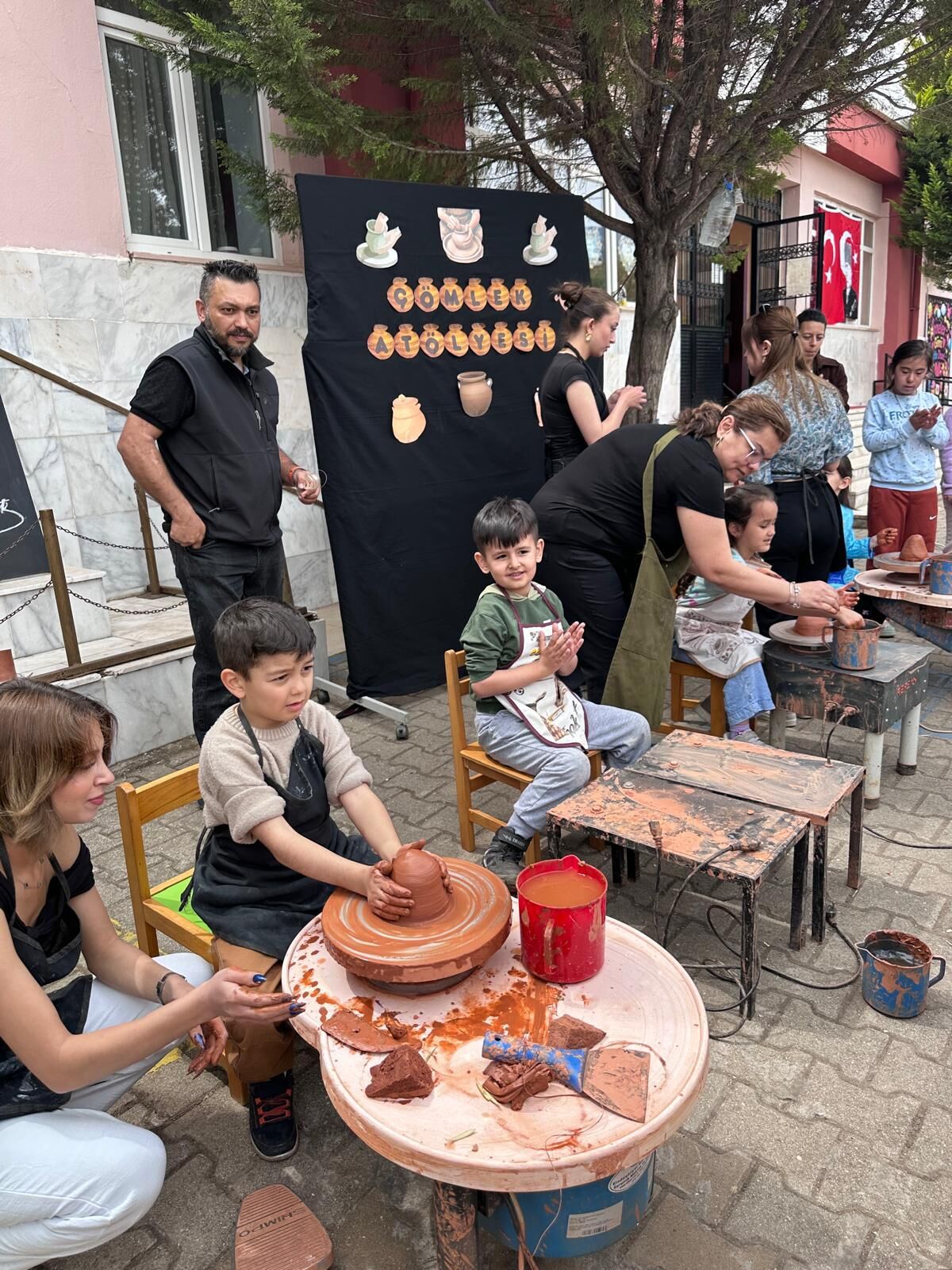 Karacasu Myodan Minik Ogrencilere Seramik Torna Egitimi 660981 68Ebb9