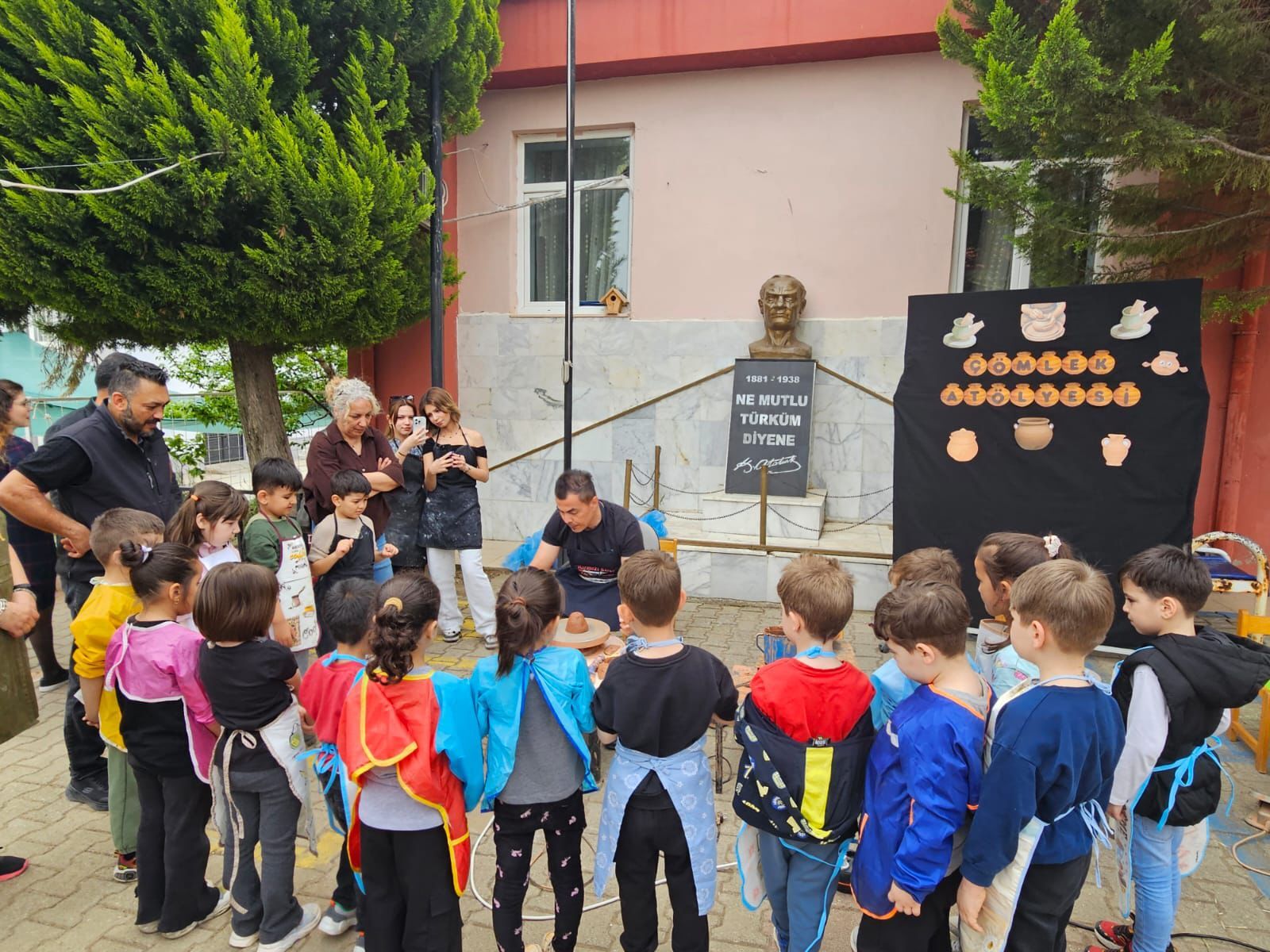 Karacasu Myodan Minik Ogrencilere Seramik Torna Egitimi 660981 Bc1F8E