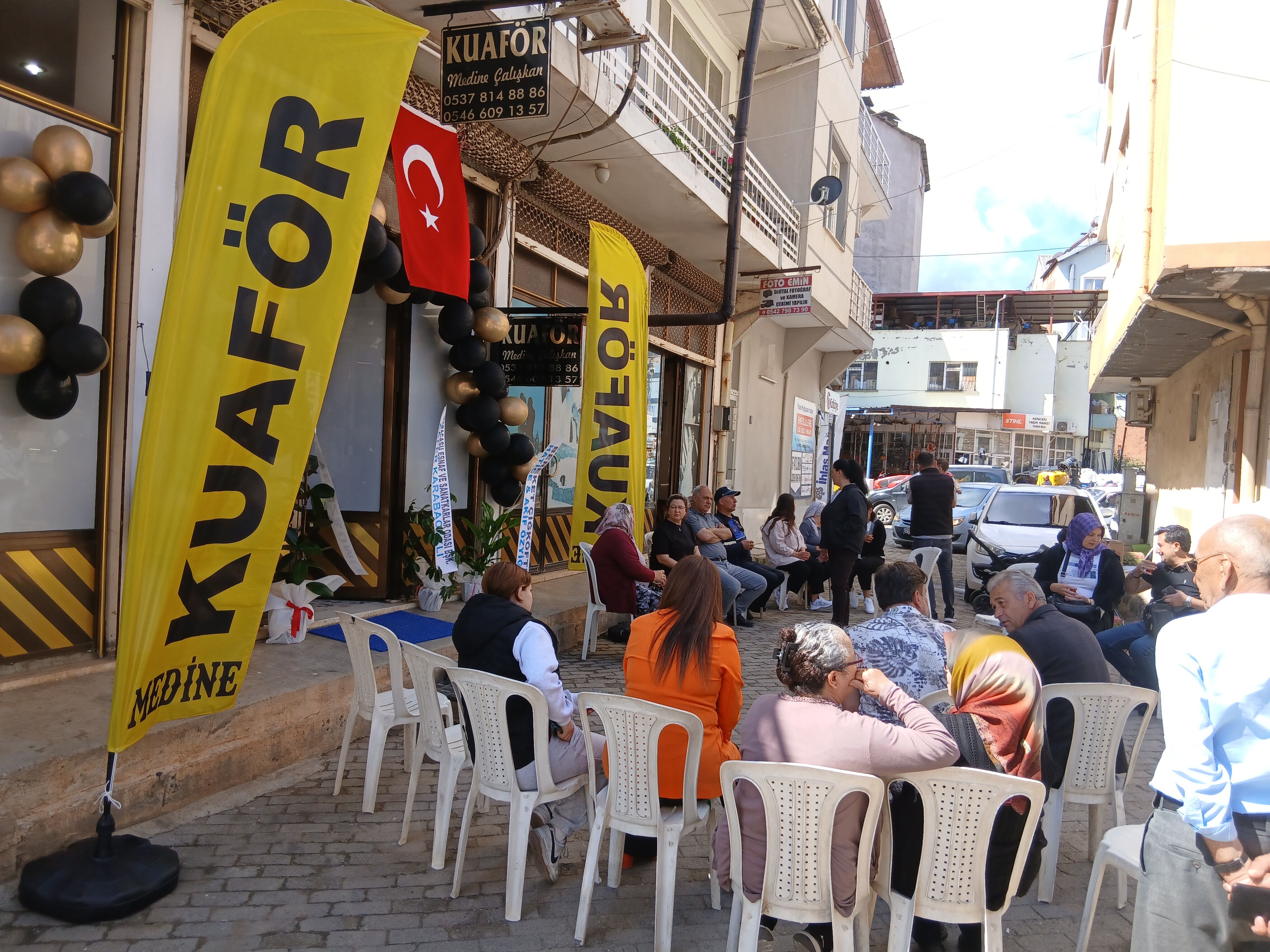 Karacasuya Yeni Kuafor Ciraklikla Basladi 18 Yasinda Kendi I 662559 53A879