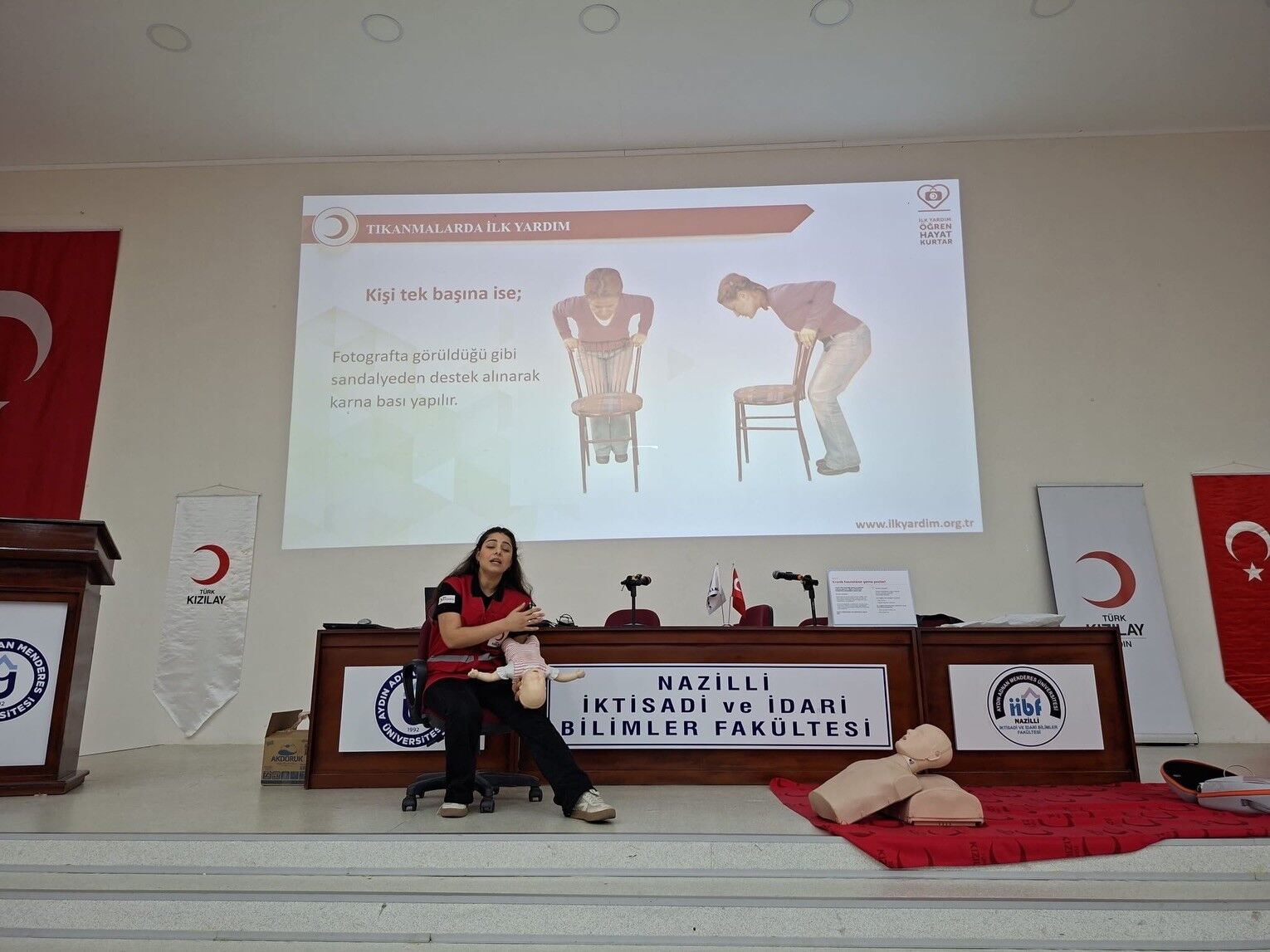 Kizilay Aydin Dan Universite Ogrencilerine Egitim 1778655305682 705338