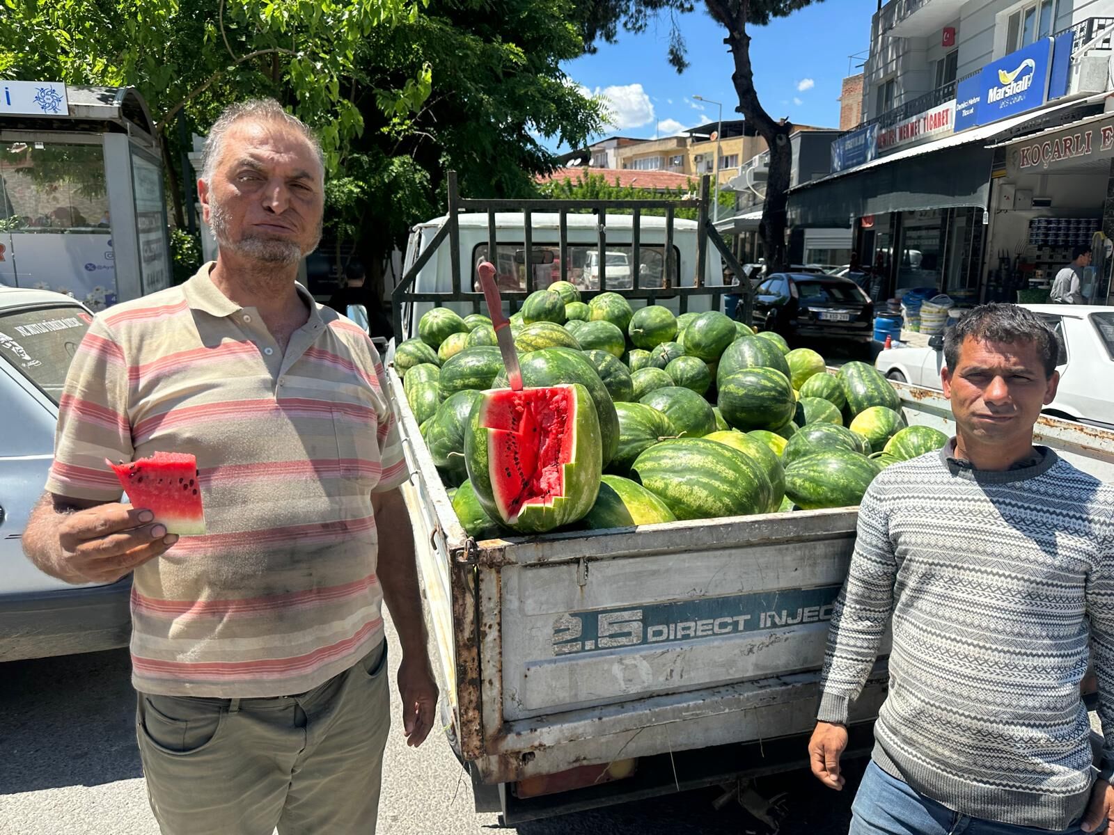Kocarlida Karpuz Tezgahtaki Yerini Aldi Rengiyle Tadiyla Cez 663229 30F7C9