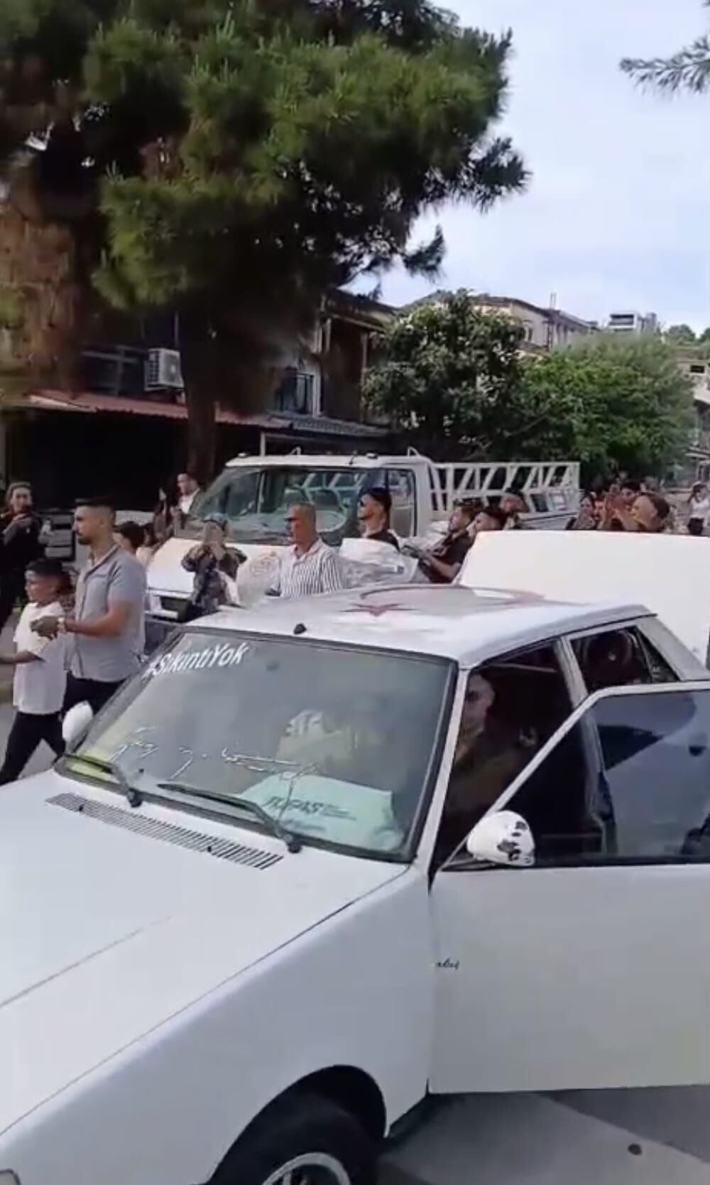 Kusadali Volkan Geleneklerin Isiginda Acelyasina Kavustu 660945 E367Fd