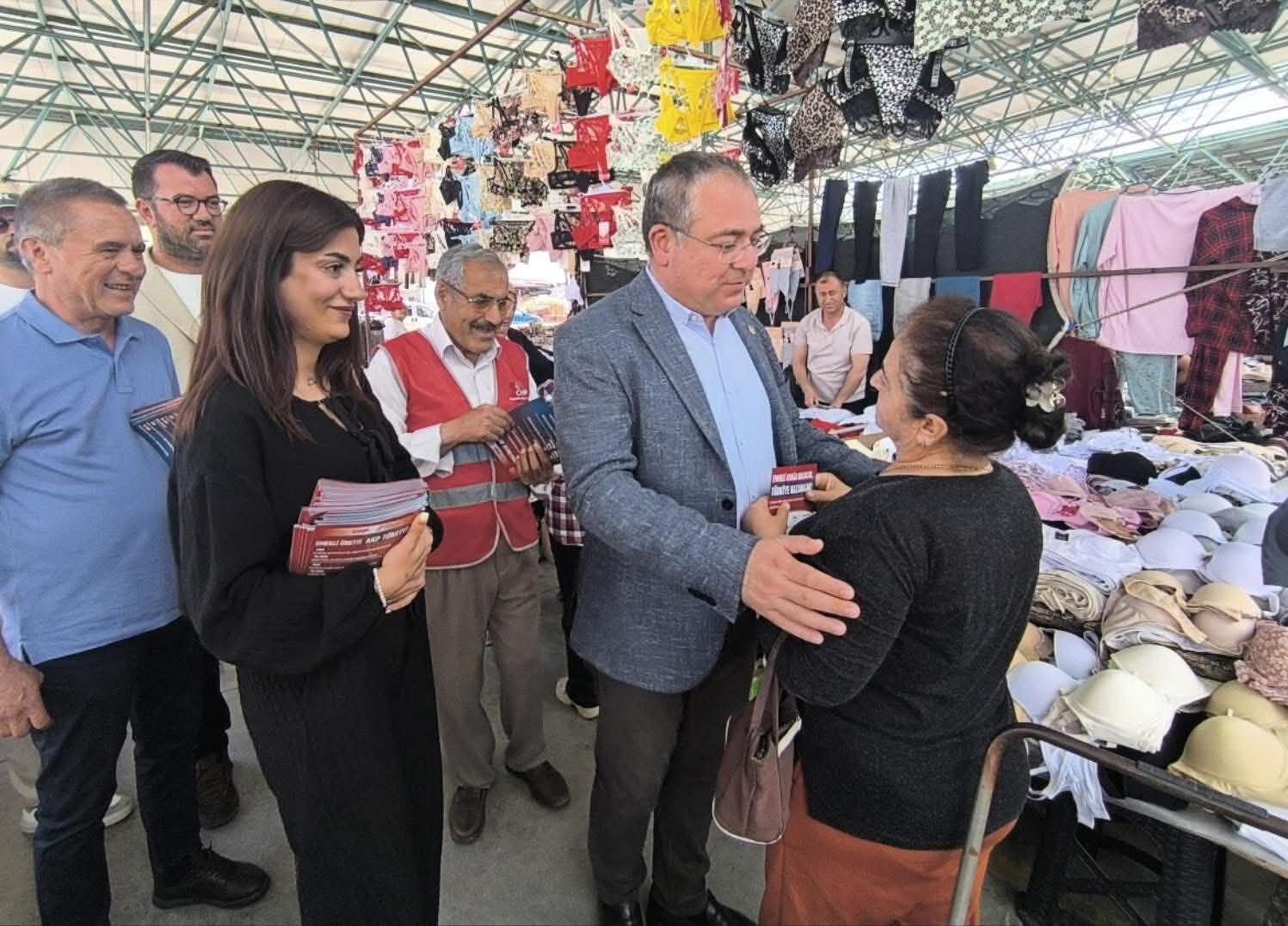 Kusadasi Chp Heyetinden Davutlar Cikarmasi 660928 25F982