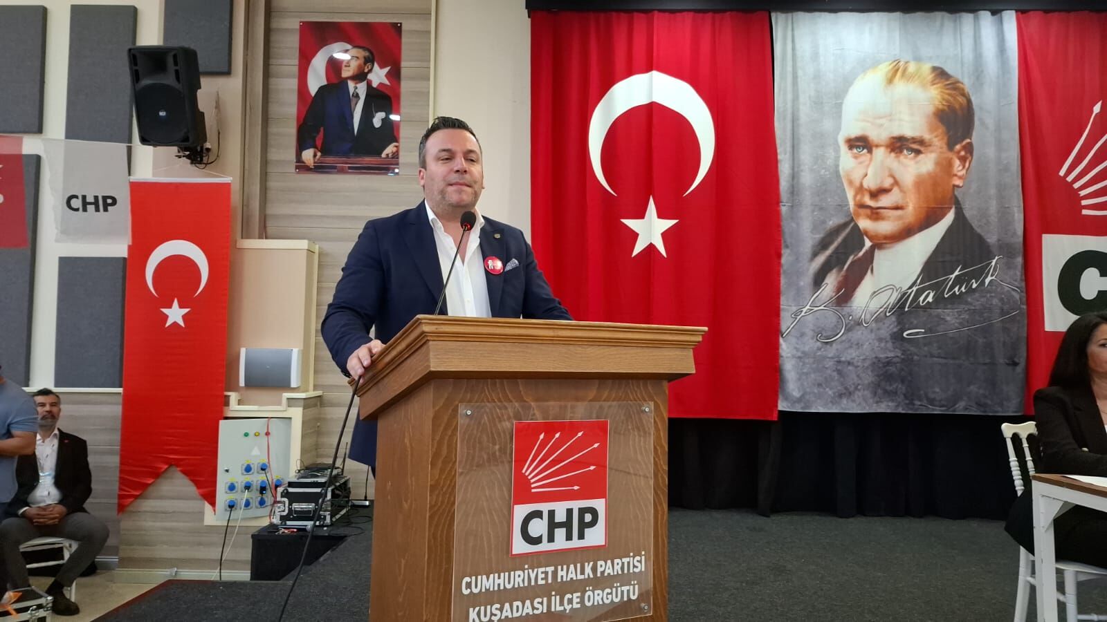 Kusadasi Chp Ilce Danisma Kurulu Toplantisinda Birlik Ve Ber 662276 74C9E9