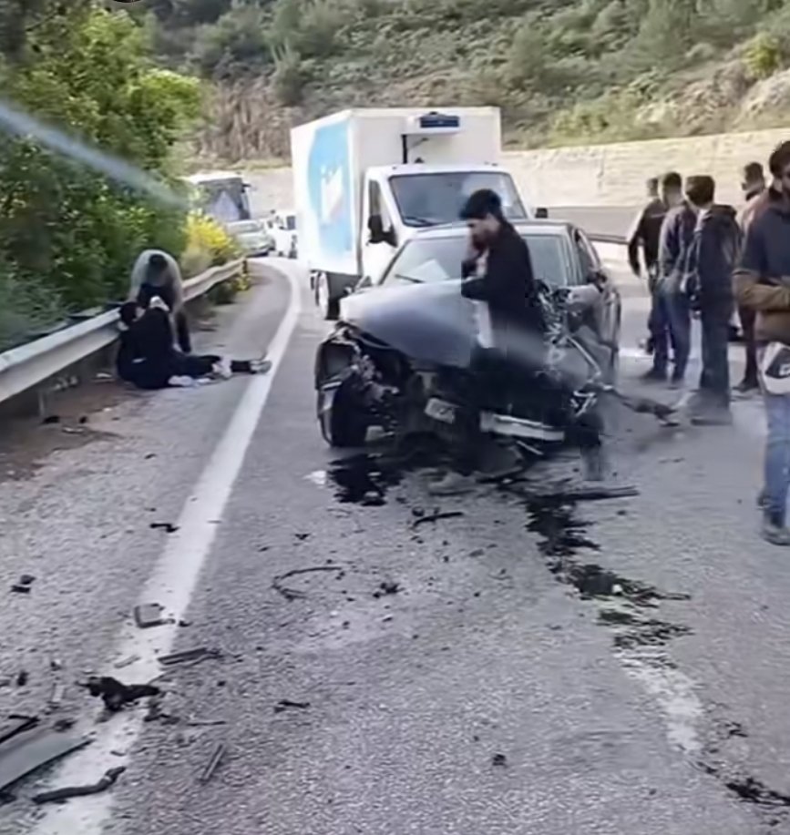 Kusadasi Kustur Mevkiinde Korkunc Kaza 660231 050C86