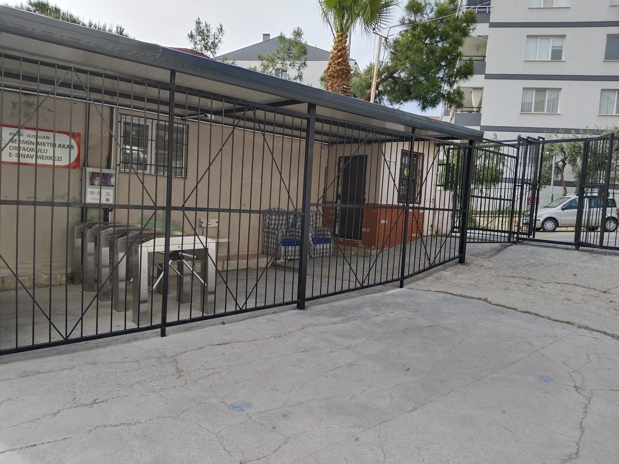 Kusadasi Nermin Metin Akar Ortaokulunda Akilli Kart Donemi B 661249 Cb67A0