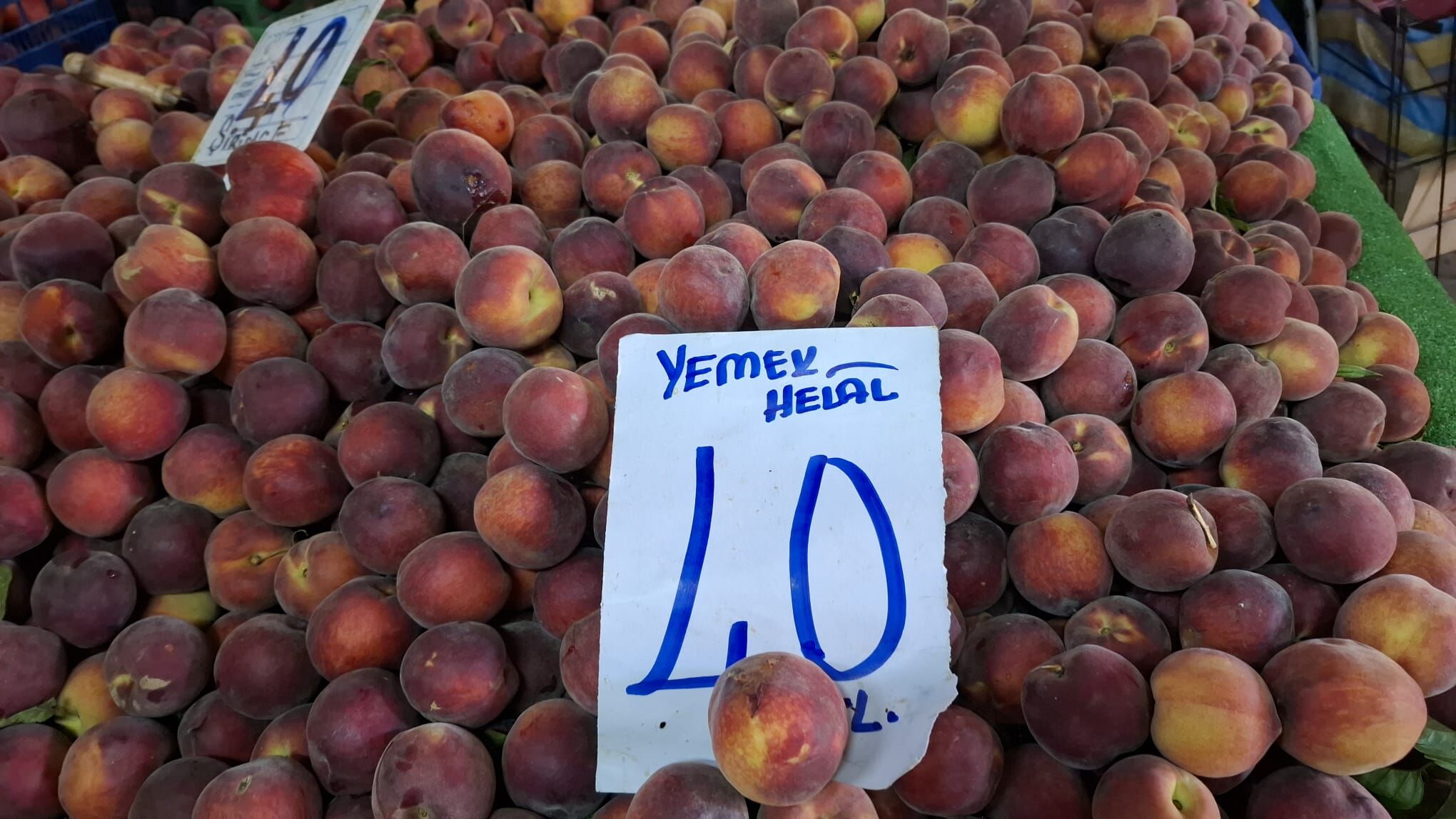 Kusadasi Semt Pazarina Bayram Bereketiyle Geldi 665630 493Fe2