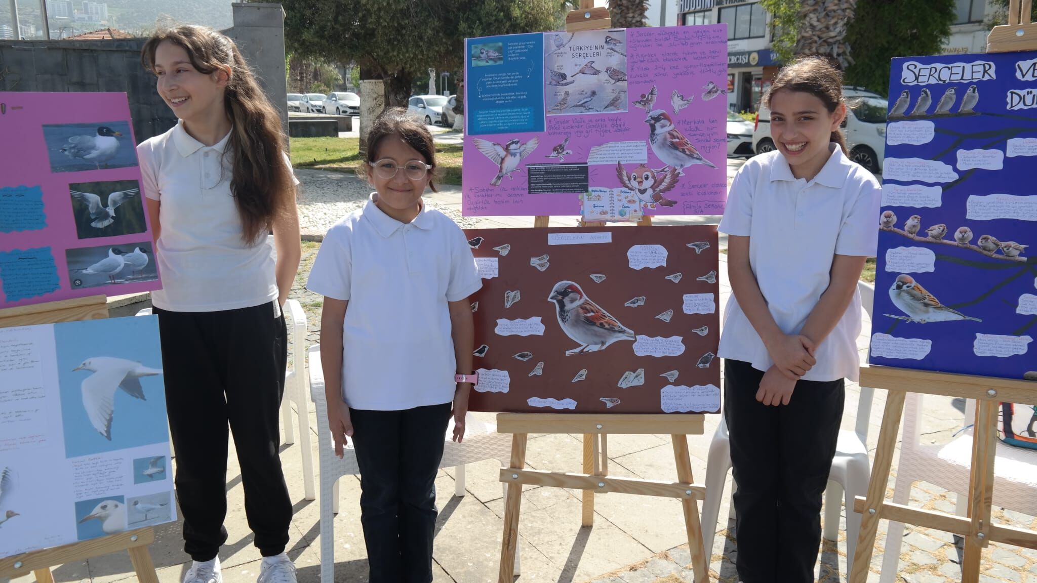 Kusadasinin Kanatlari Ataturk Anitinda Gorucuye Cikti 662094 6A2B41