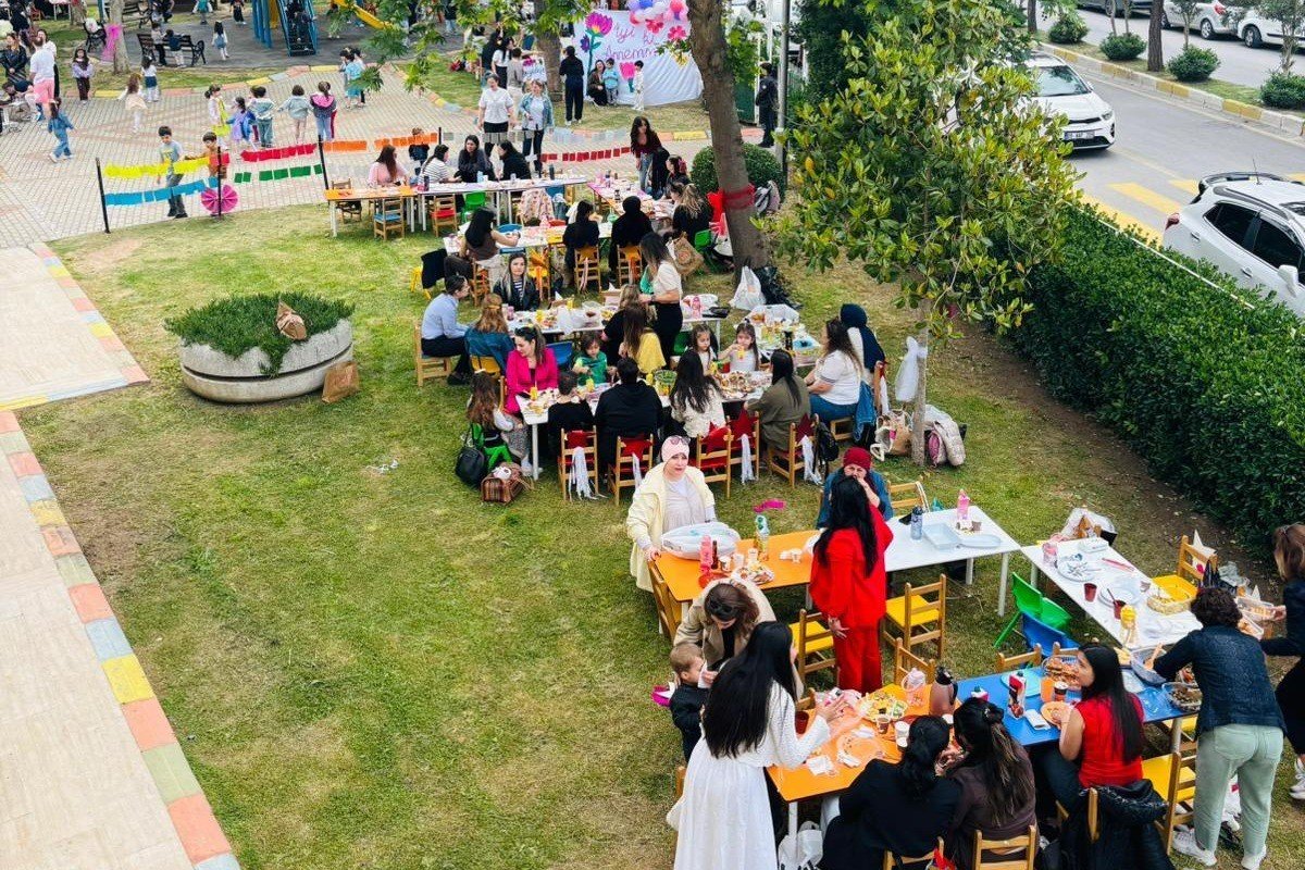 Miniklerden Annelerine Duygu Dolu Surpriz 1778307603798 726789-1