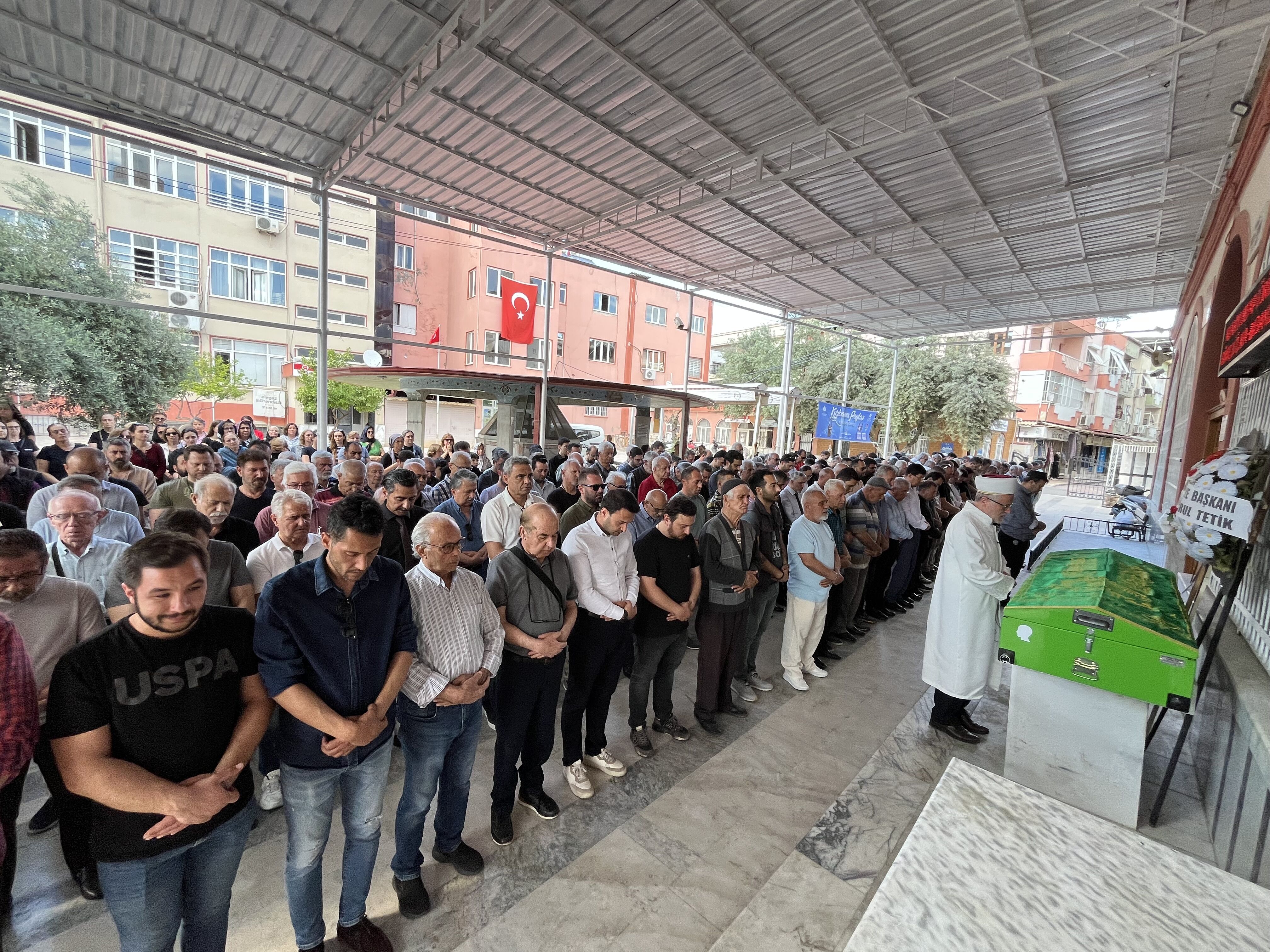 Nazilli Muziginin Aci Kaybi Nuri Azman Sonsuzluga Ugurlandi 663310 58Cd80