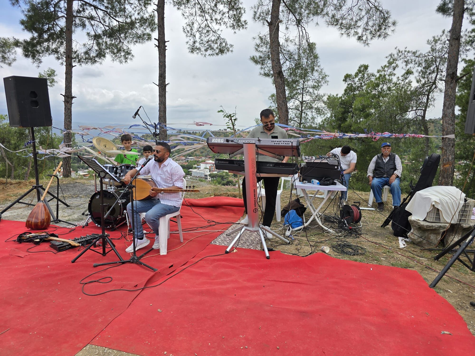 Nazillide Baharin Nesesi Halaylarla Yasandi Egrek Cemevinden 662923 170F1D