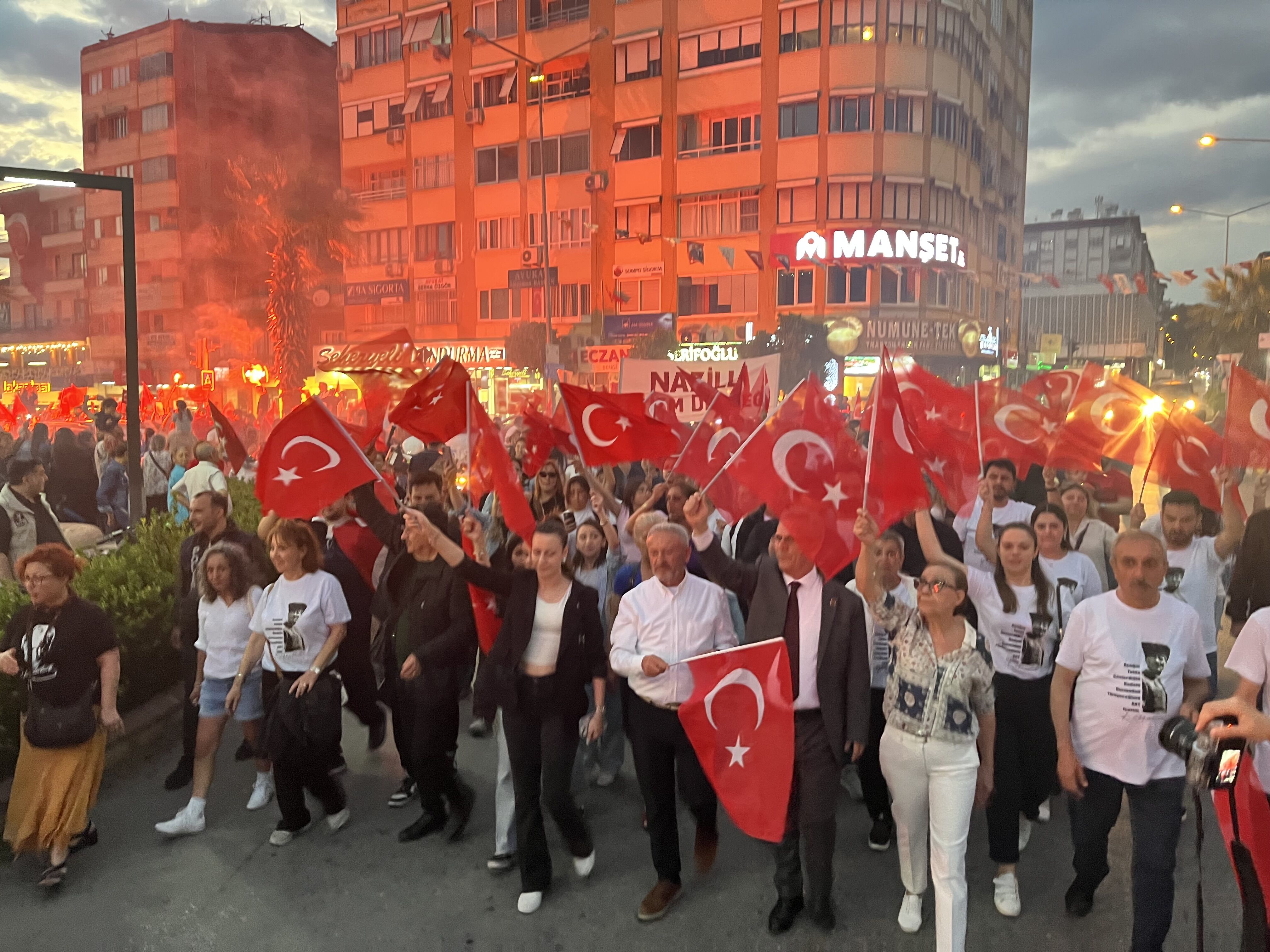 Nazillide Bayram Coskusu Marslarla Meydanlara Tasindi Tetik 663664 5A513D