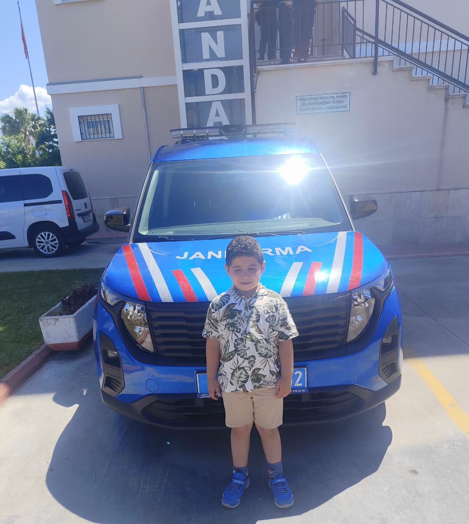 Nazillide Eymene Jandarma Surprizi En Buyuk Hayali Gercek Ol 664865 Ba9862