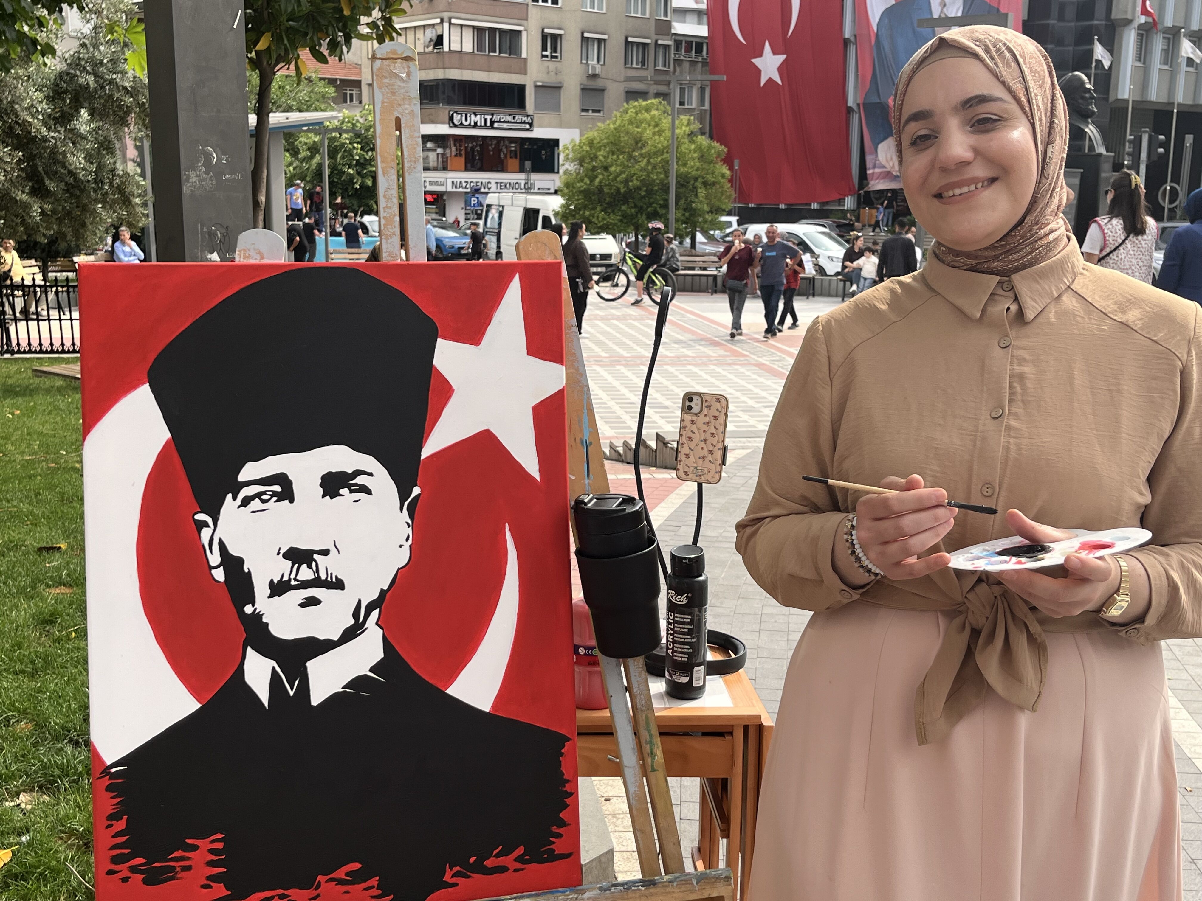 Nazillide Genc Ressam Ataturk Sevgisini Fircasiyla Anlatti 663628 Ad5486