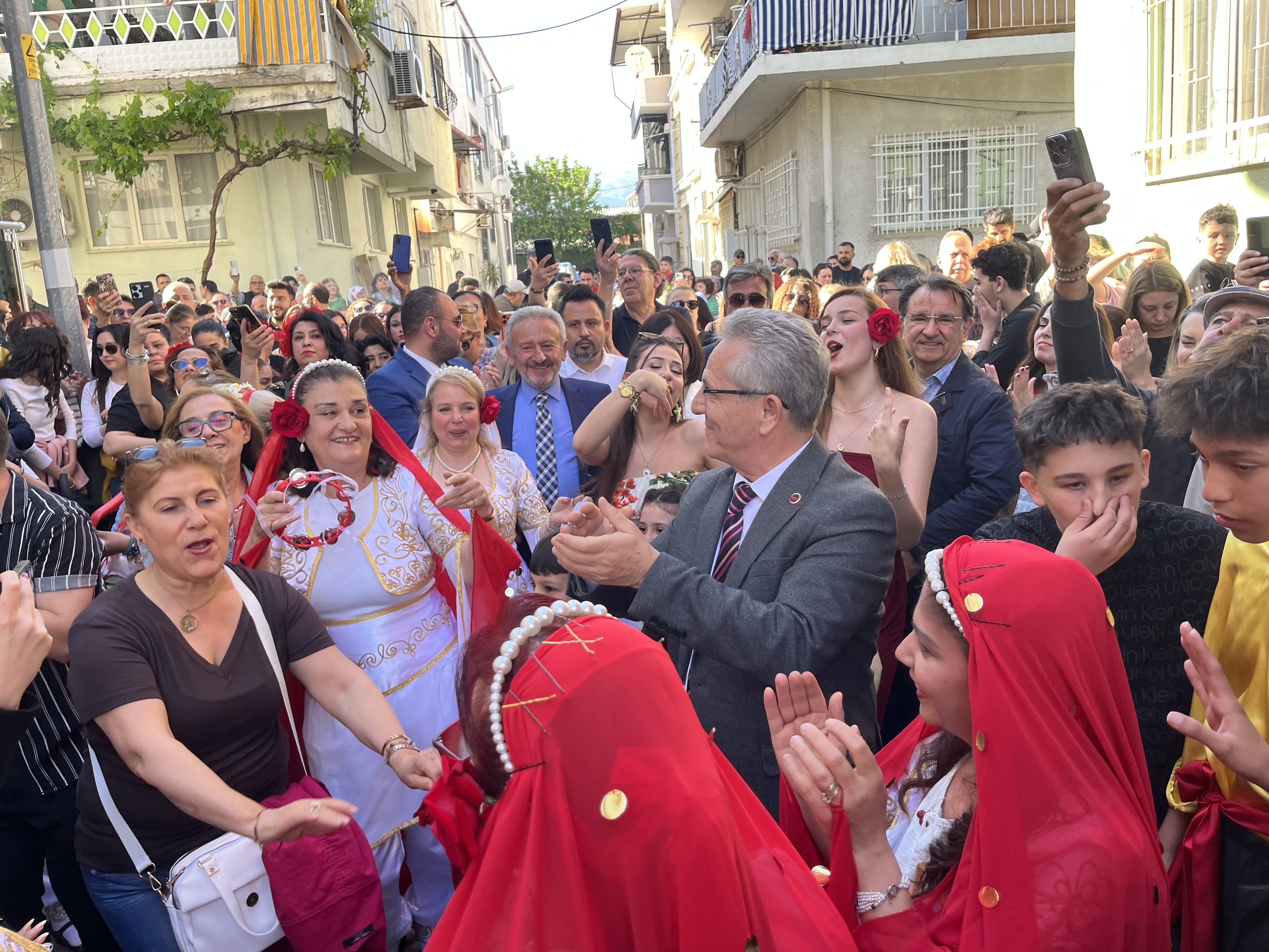 Nazillide Ilk Kez Kakava Senligi Bahar Coskusu Sokaklara Tas 659866 67C39D