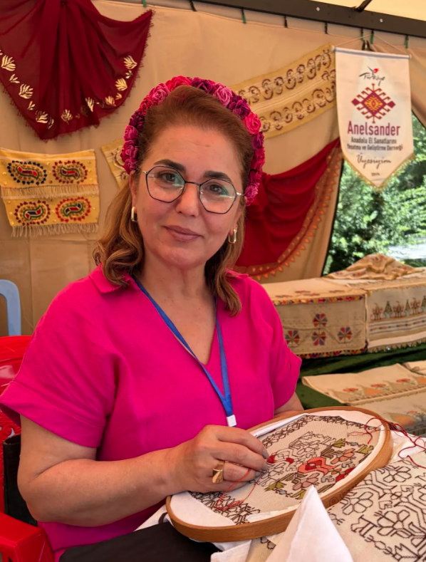 Nazillili Sanatci Aynur Serinkana Uluslararasi Odul 664047 Ed48Cb