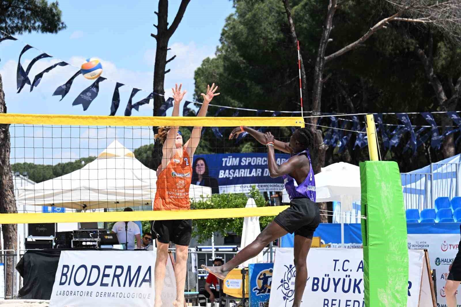 Plaj Voleybolunun Kalbi Aydin Tekstil Park Ta Atiyor 1778852103331 419681