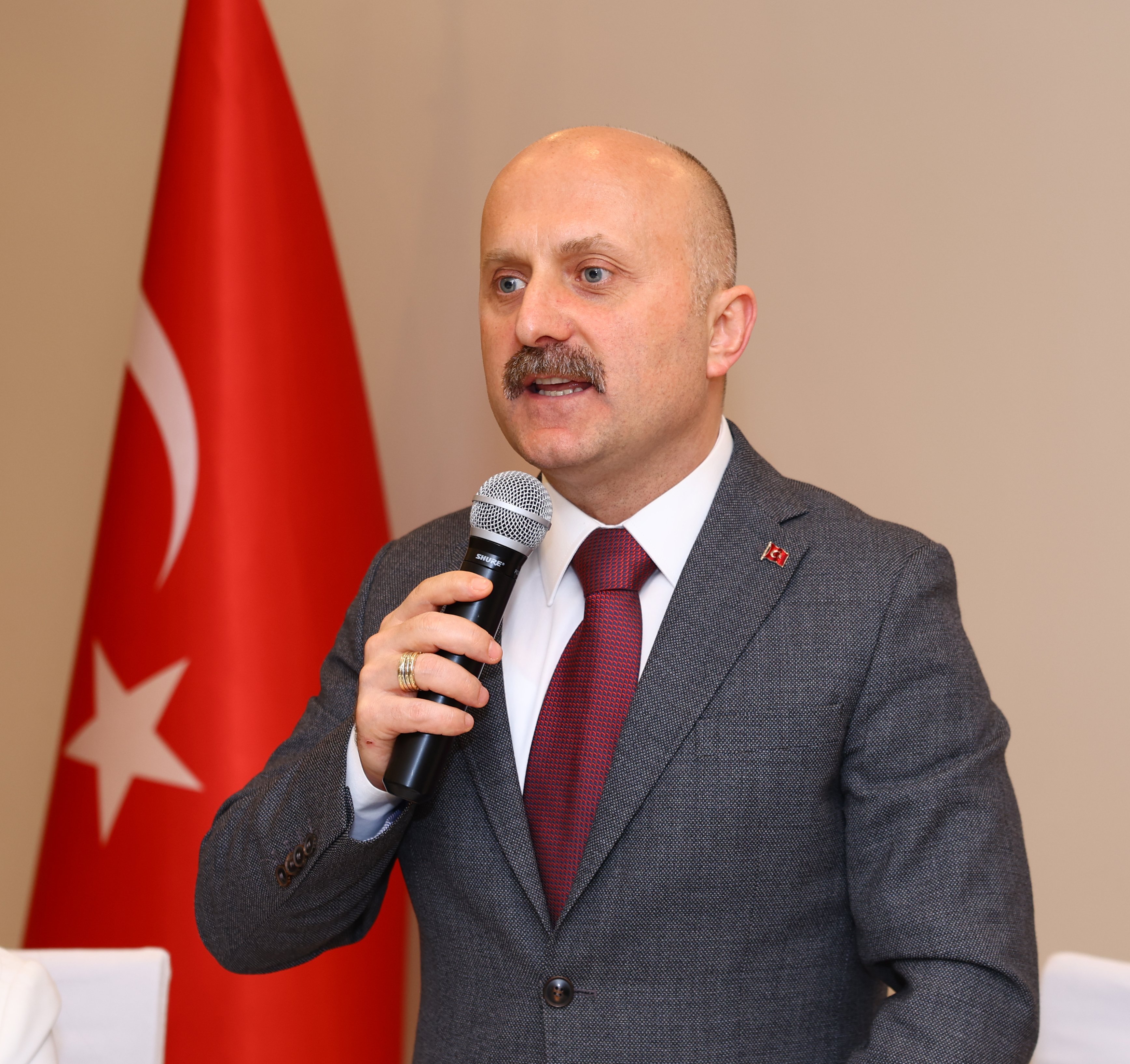 Vali Varol Aydina Ayni Azimle Hizmet Edecegim 659502 07D94B