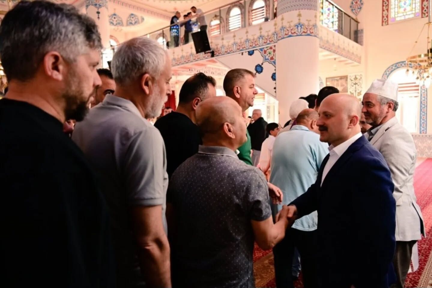 Vali Varol Aydinlilarla Bayramlasti 665909 78F842