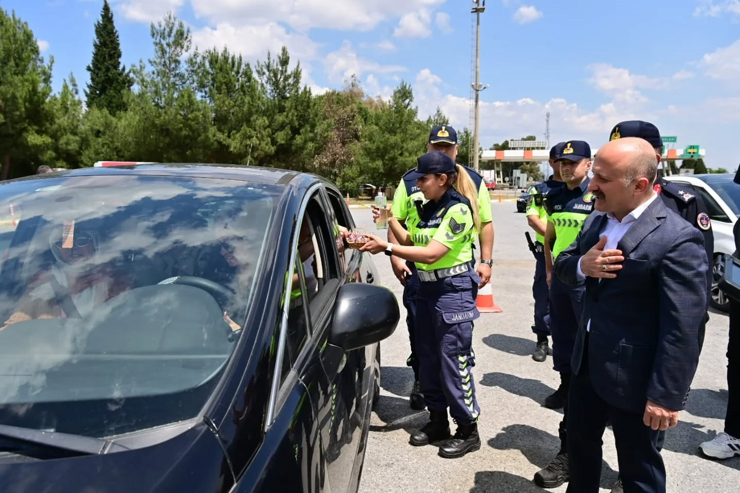 Vali Varoldan Suruculere Hayati Uyari 665448 7F0A9C
