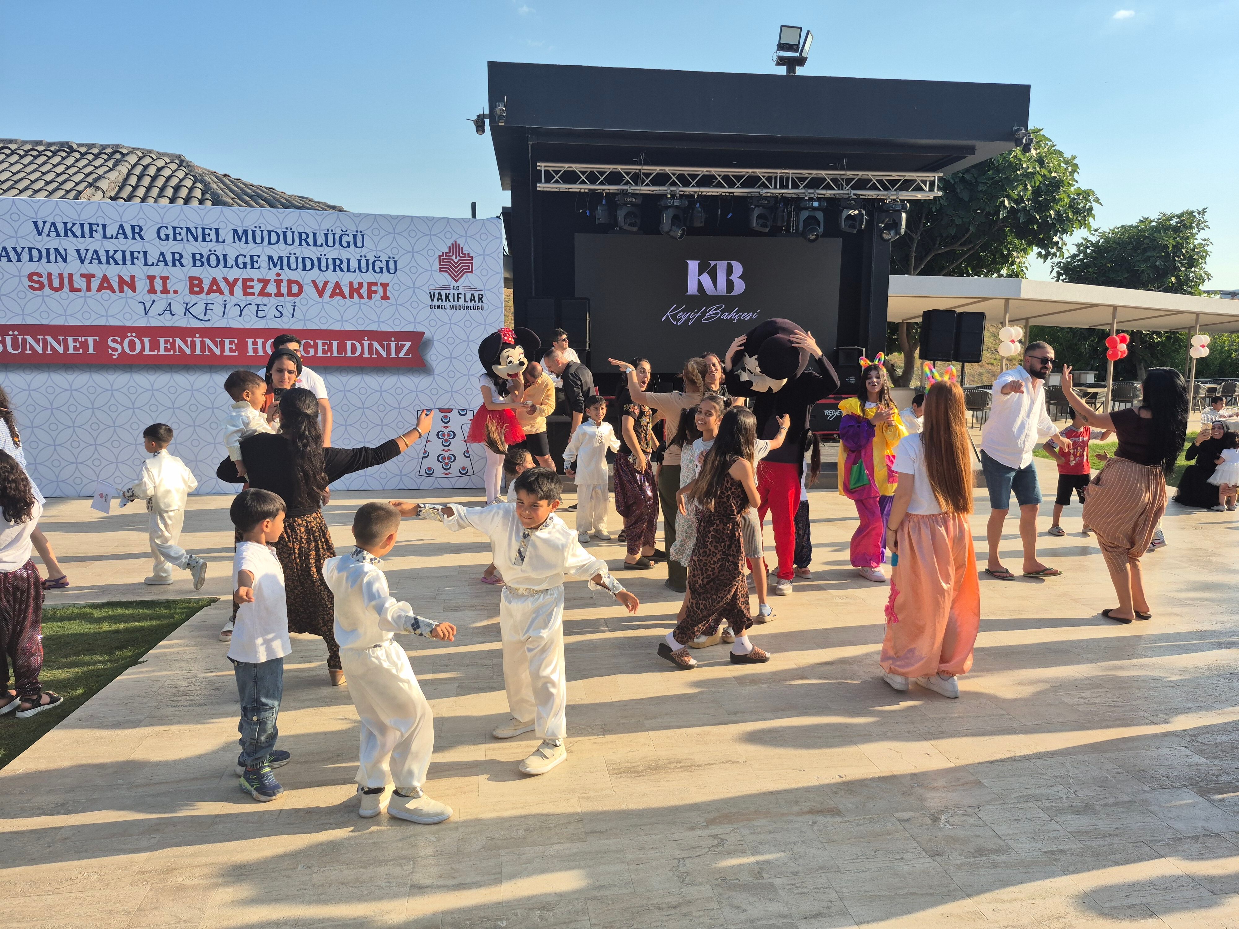 530 Yillik Gelenek Aydinda Yasatildi 41 Cocuk Toplu Sunnet O 674001 1Db411