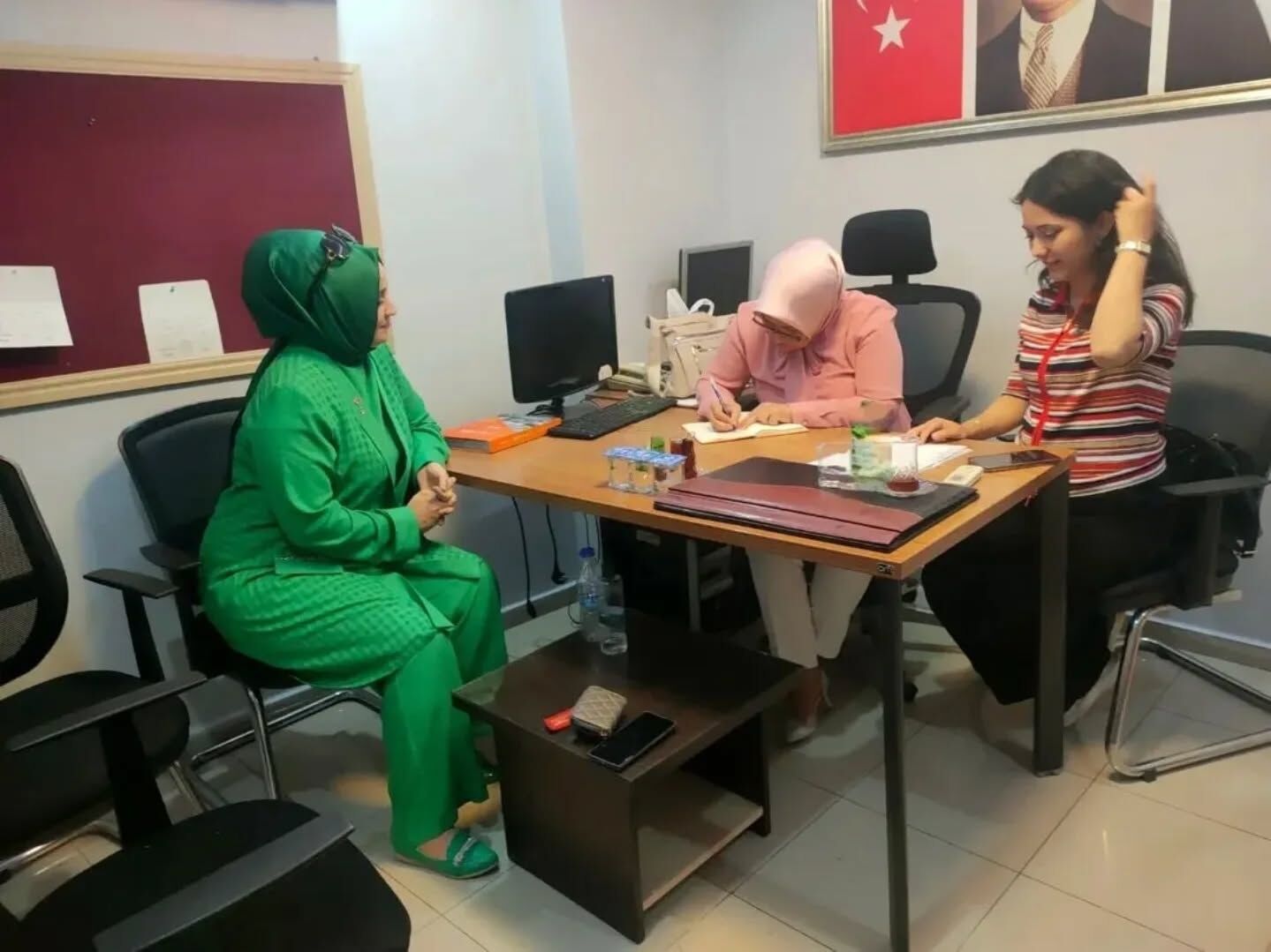 Ak Parti Efelerde Temayul Heyecani 670690 347982