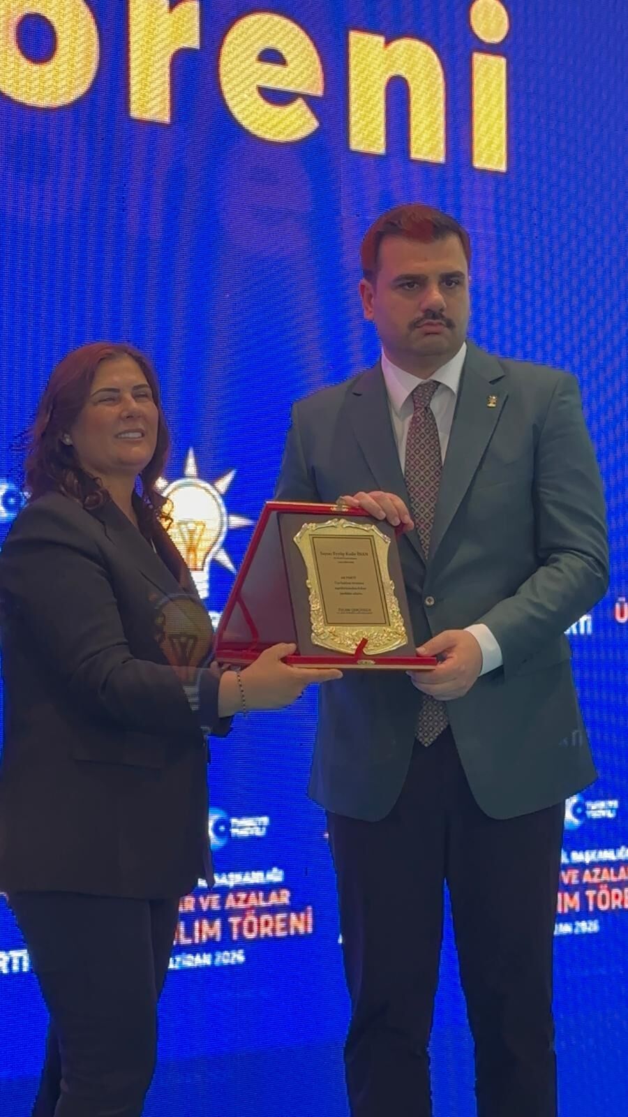 Ak Partili Inan Partimiz De Cumhurbaskanimiz Da Ozlem Cercio 674123 0F29D8