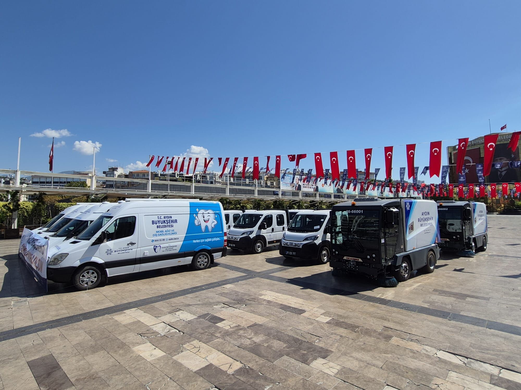 Aydin Buyuksehirin Mobil Dis Klinikleri Araclari Hizmete Bas 666715 05D9Bc