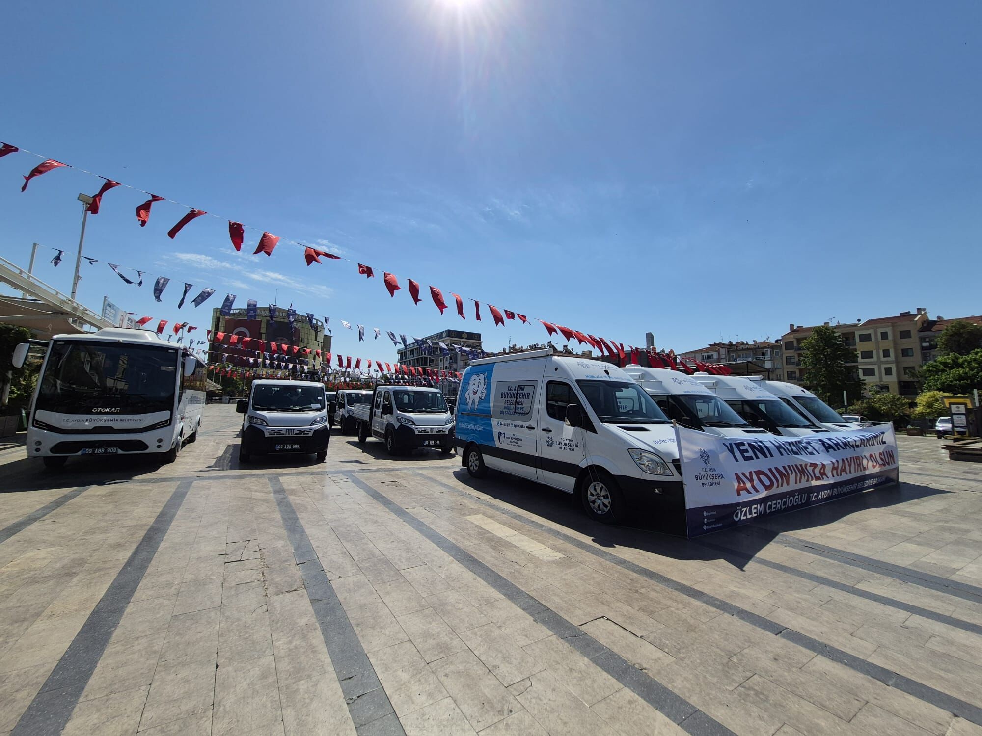 Aydin Buyuksehirin Mobil Dis Klinikleri Araclari Hizmete Bas 666715 950E2D