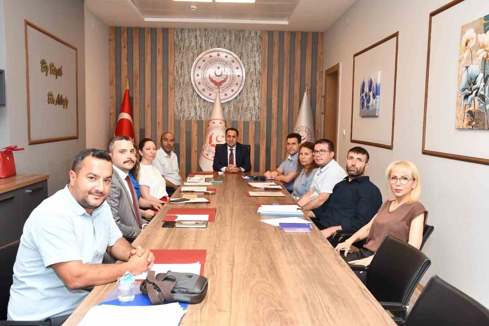Aydin Da Engelli Ve Yasli Bakim Hizmetleri Degerlendirildi 1780814405696 195973