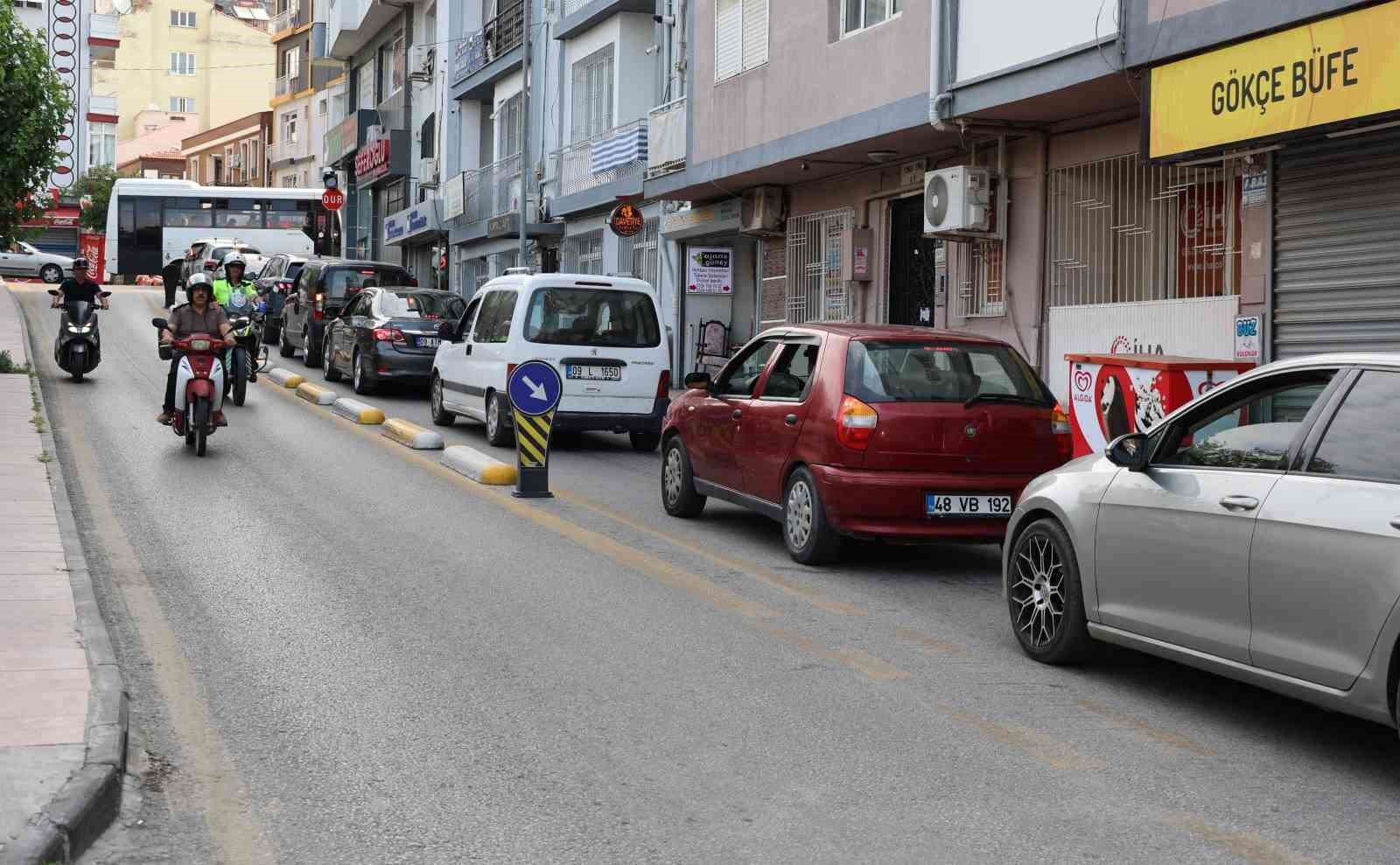 Aydin Daki Trafik Ve Otopark Sikintisinin En Onemli Nedenlerinden Biri Denetimsizlik 1780991417447 620491