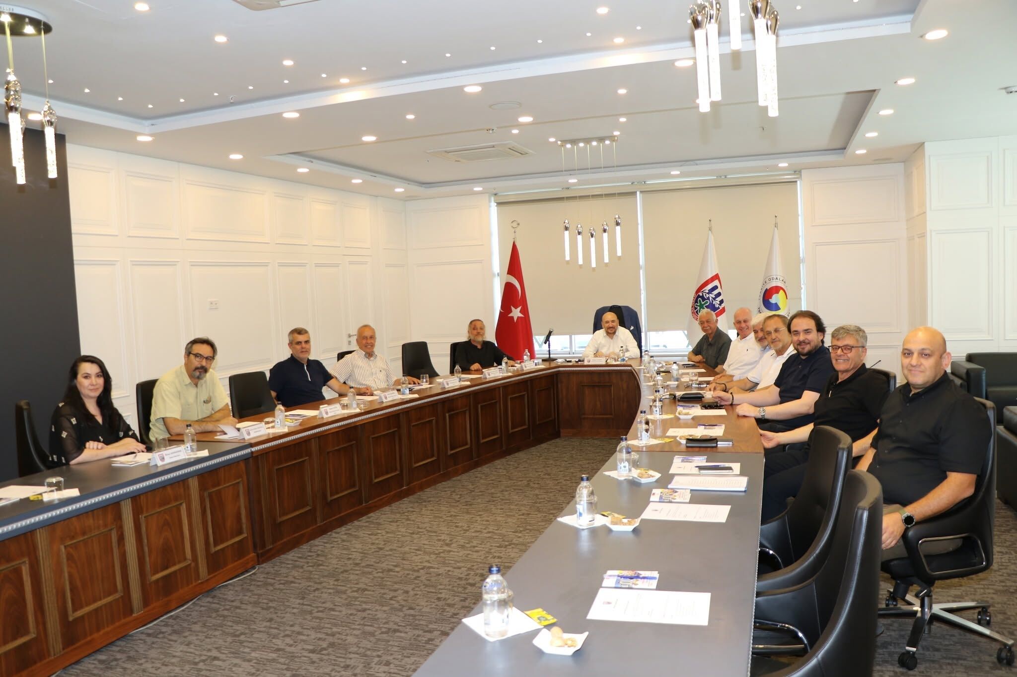 Aydin Is Dunyasi Gelecegi Masaya Yatirdi 670691 A1190F