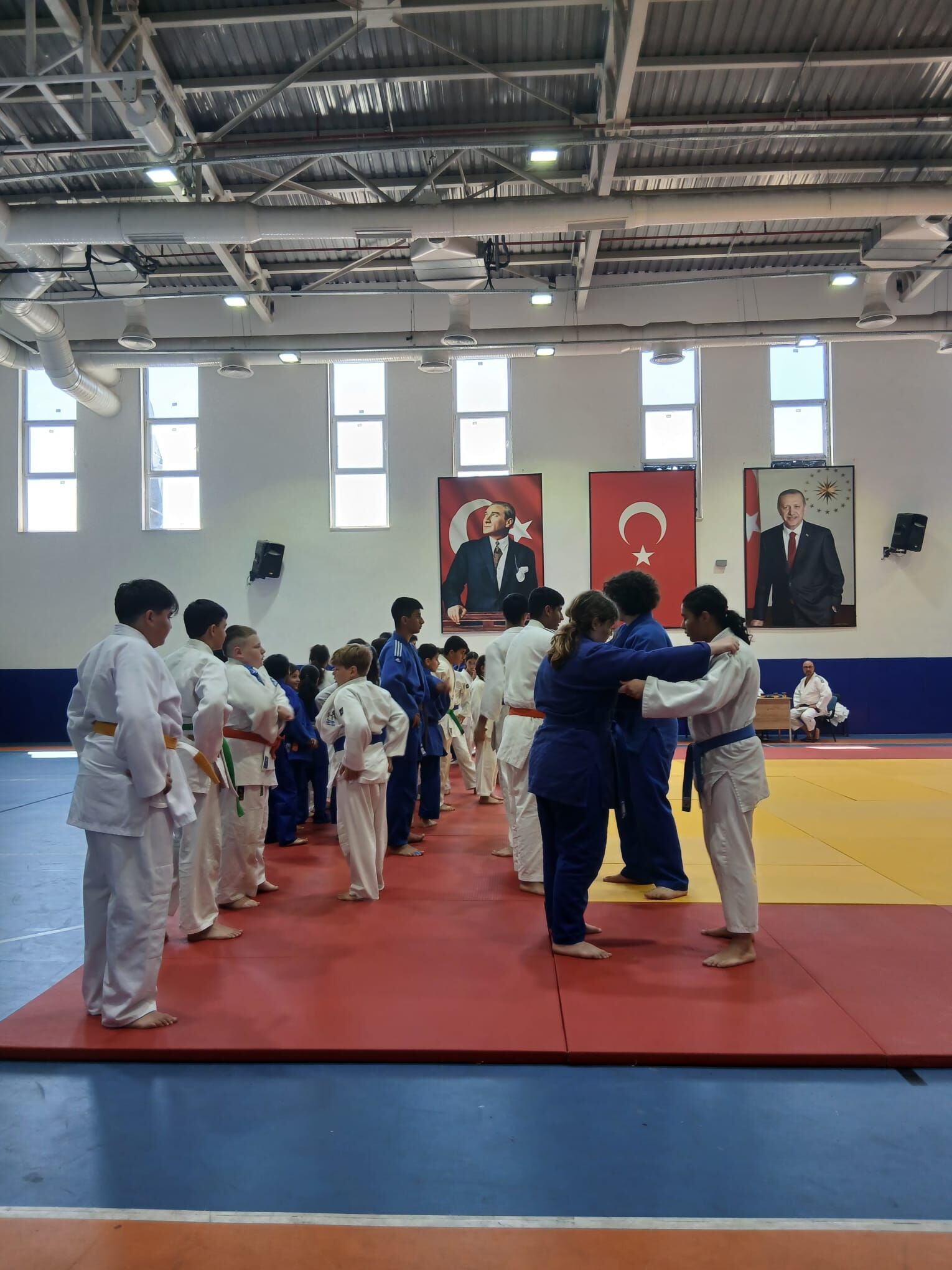 Aydin Ve Bodrumlu Judoculardan Ortak Antrenman 670506 3E689D
