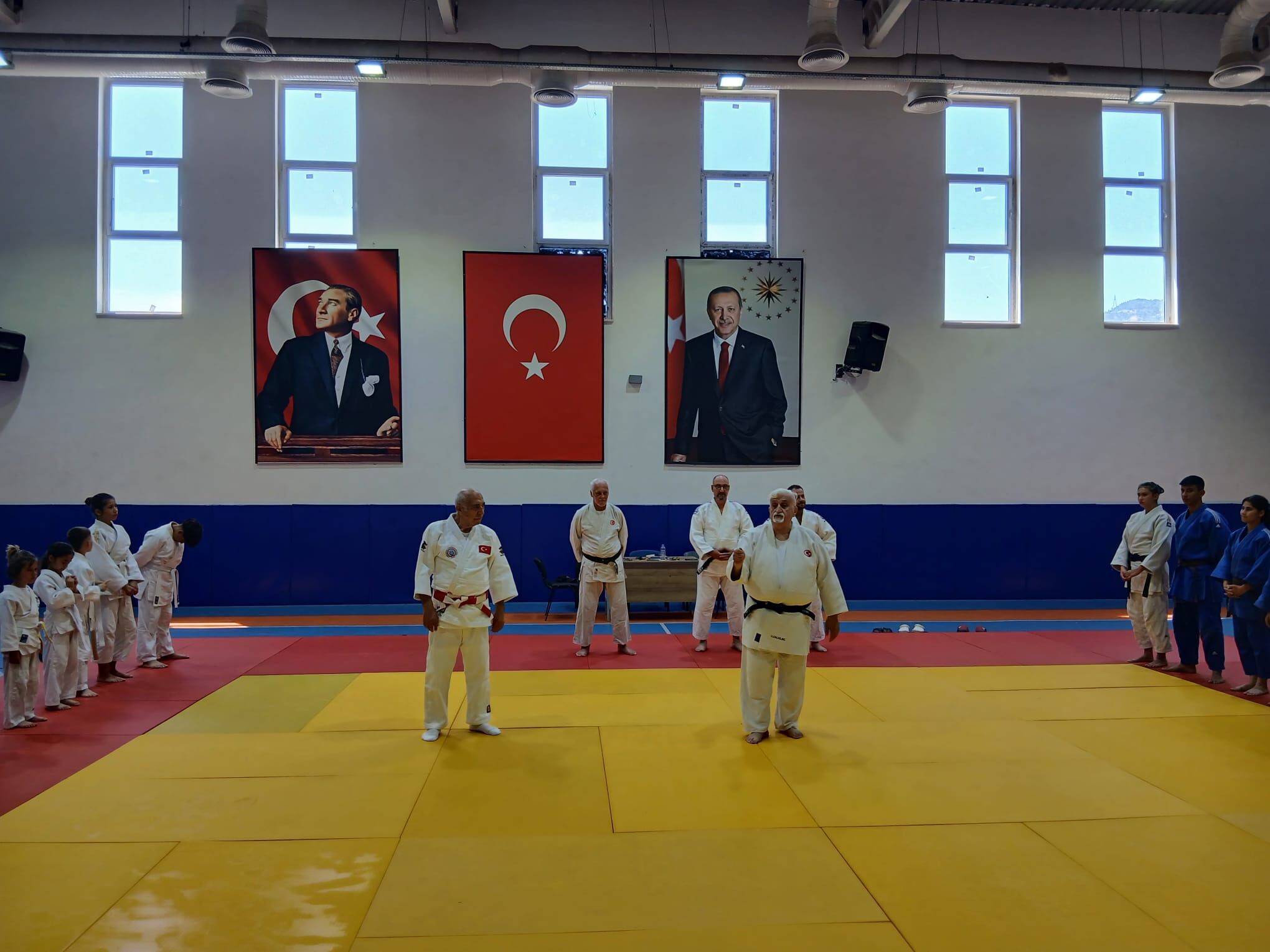 Aydin Ve Bodrumlu Judoculardan Ortak Antrenman 670506 42Abfe