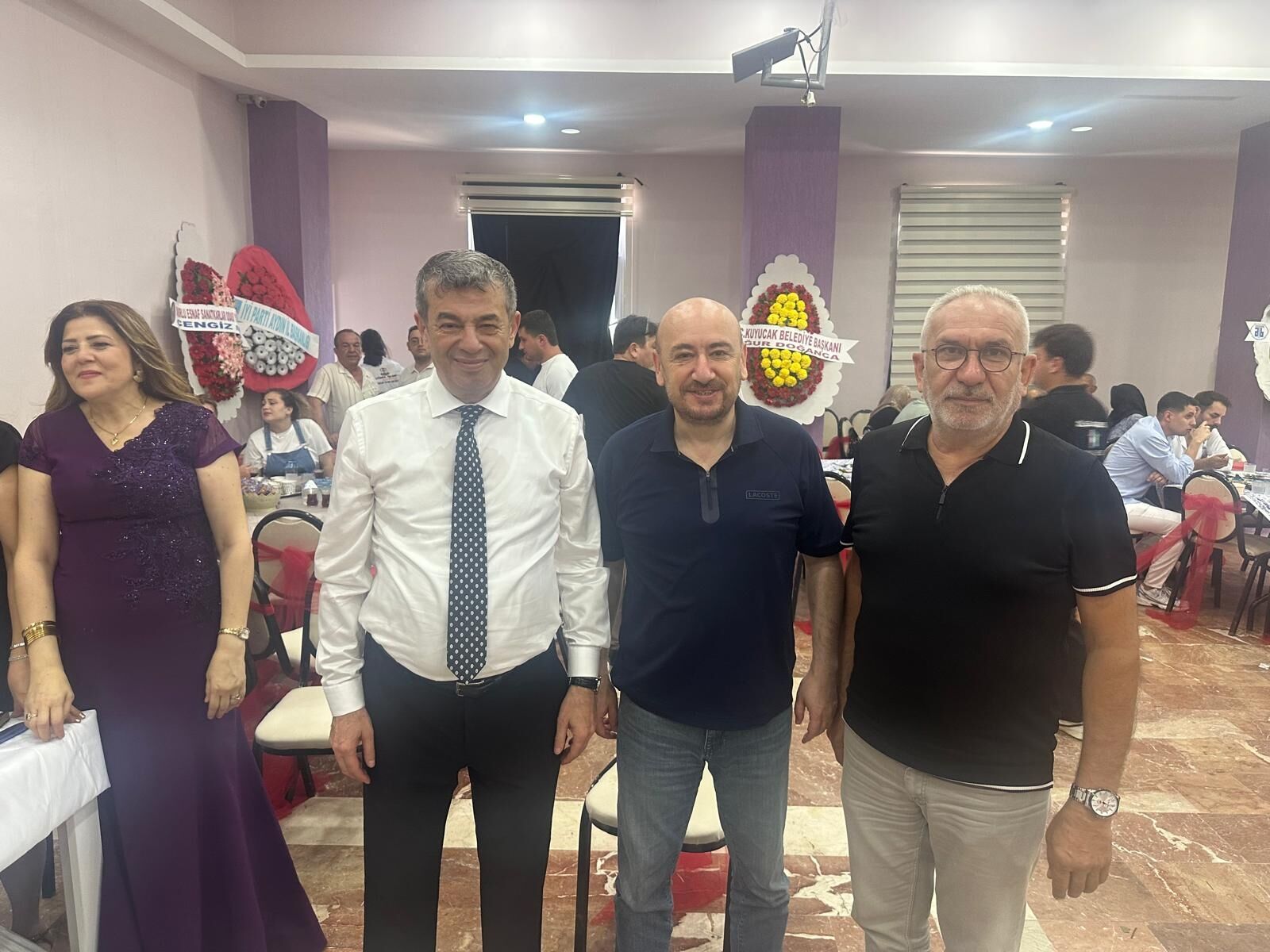 Ayesob Baskani Kunkcunun Mutlu Gunu 673720 1Ec42A