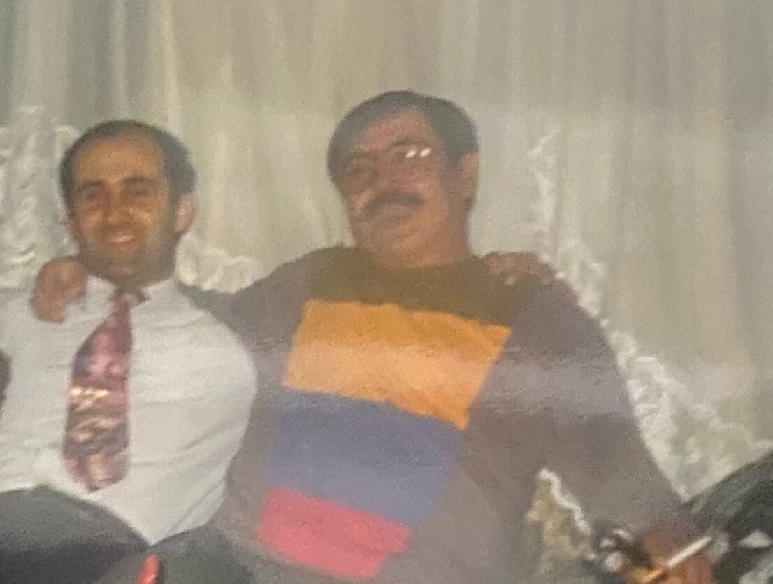 Baskan Kayaya Kizindan Sevgi Dolu Satirlar 671927 16D42B