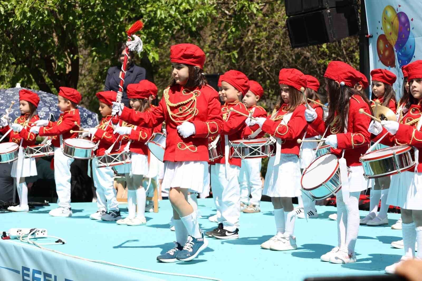 Baskan Yetiskin Den Cocuklara Armagan 1781097305193 705918