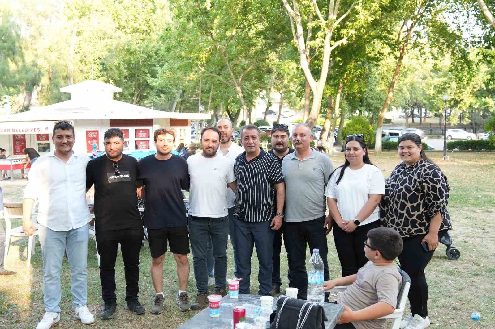 Baskan Yetiskin Personelle Piknikte Bulustu 1780899305652 315882
