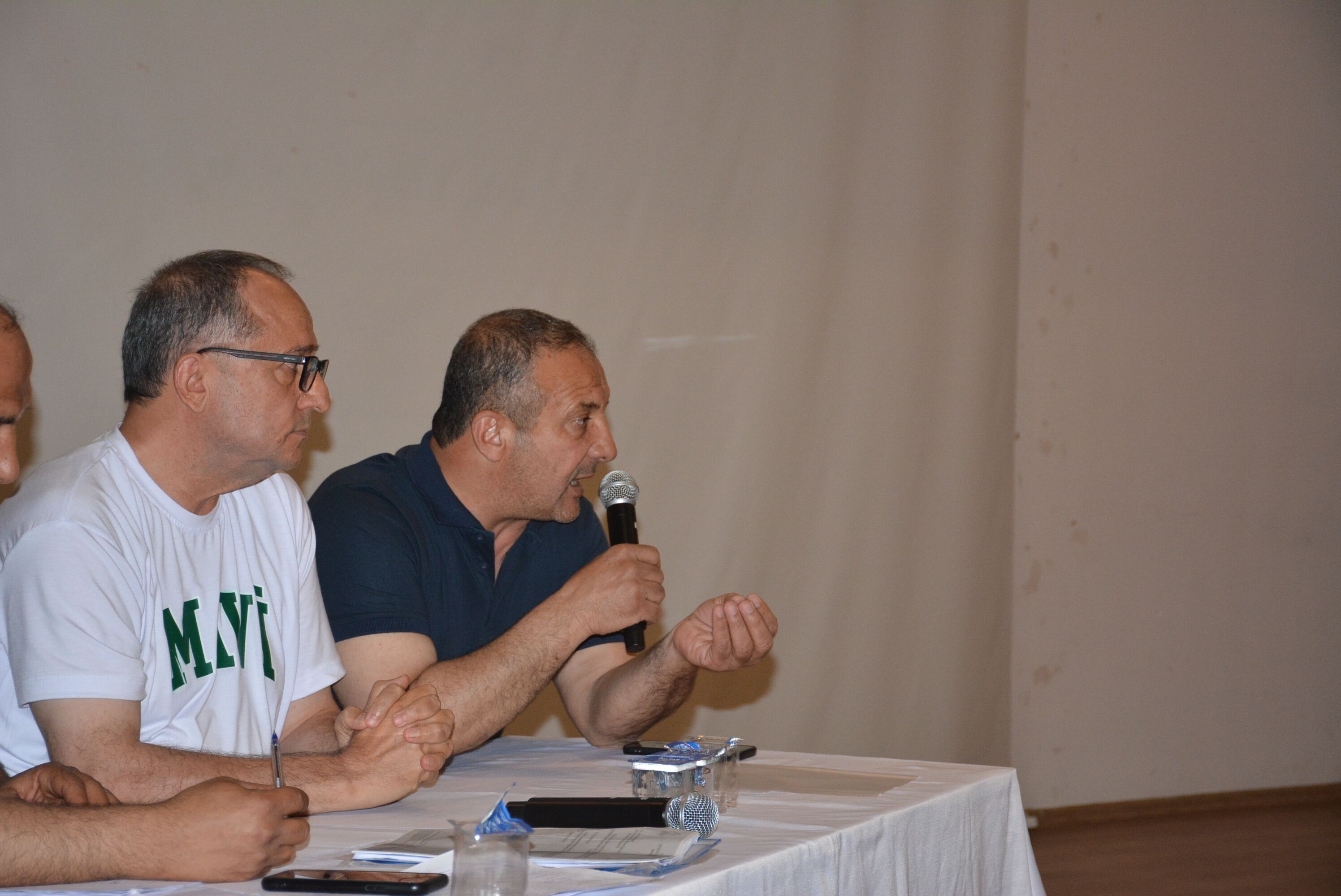 Deveciler Gerildi Tansiyon Yukseldi 670067 F89E71