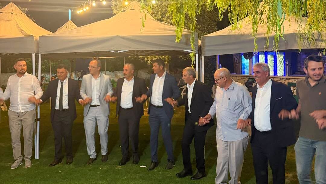 Didim Ak Partinin Genc Yoneticisi Nisanlandi 671742 594E4F