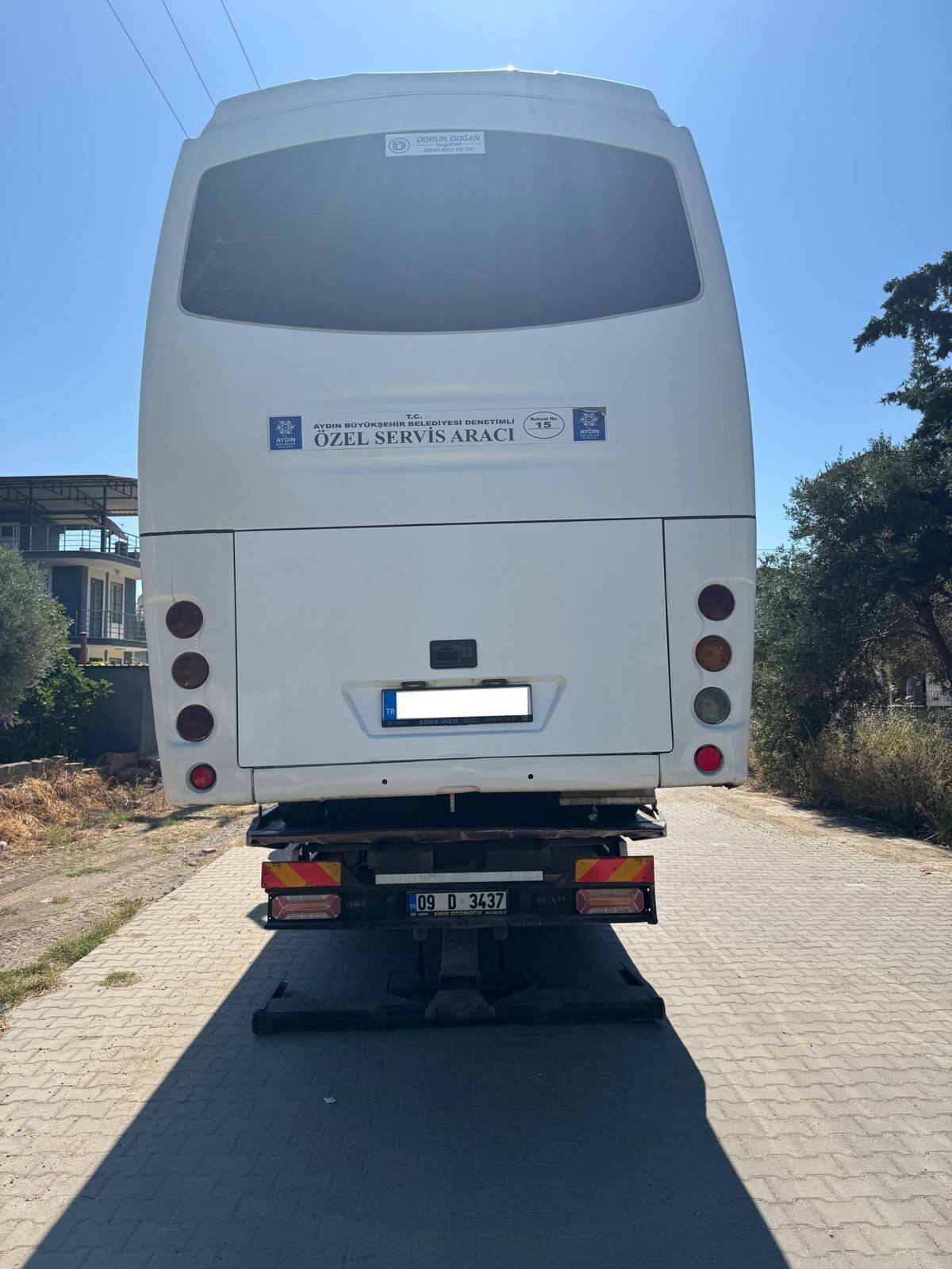 Didimde Servis Tasimacilarina Sert Darbe 5 Arac Trafikten Me 670943 752Dce